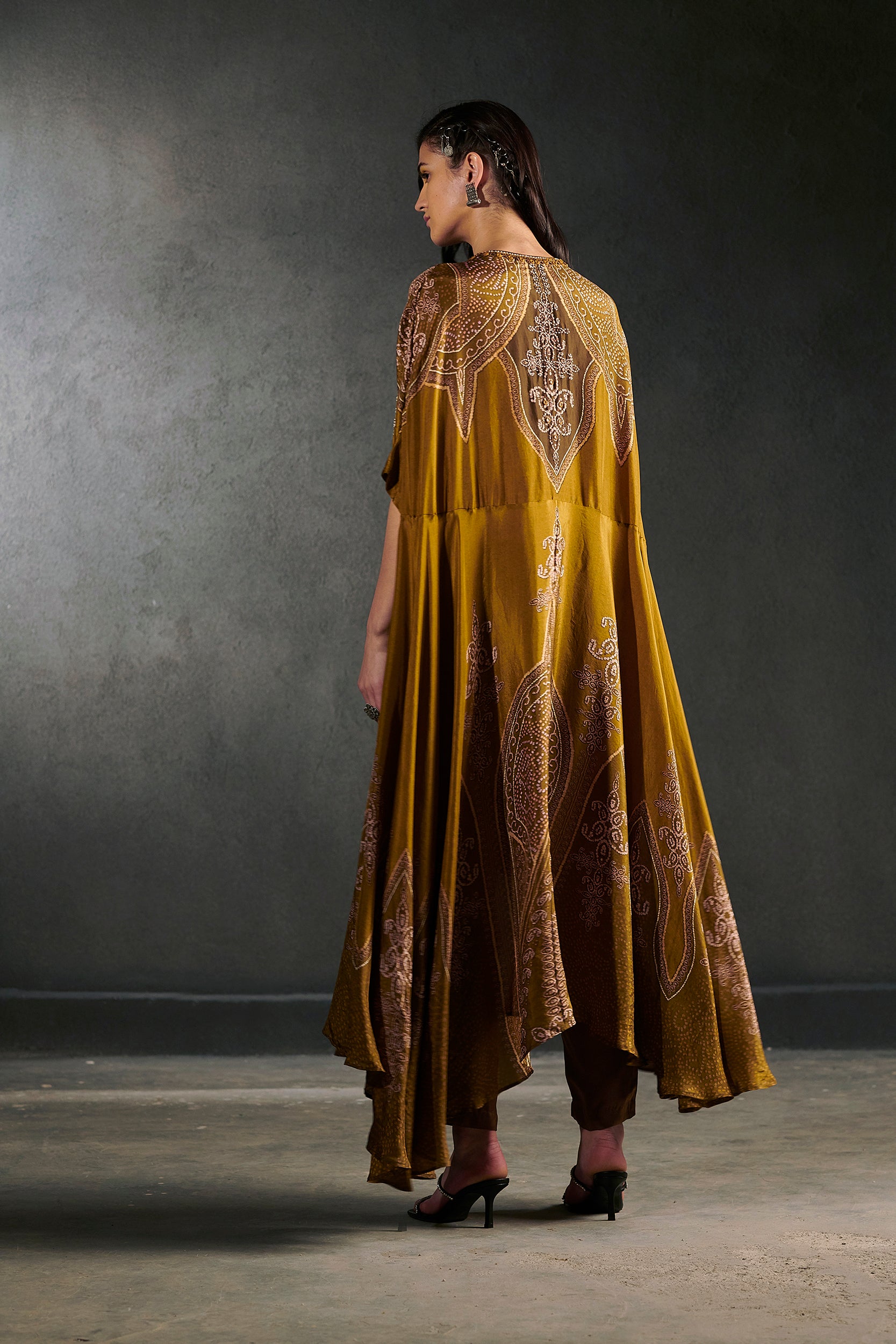 Bikaner Caprice - Honey