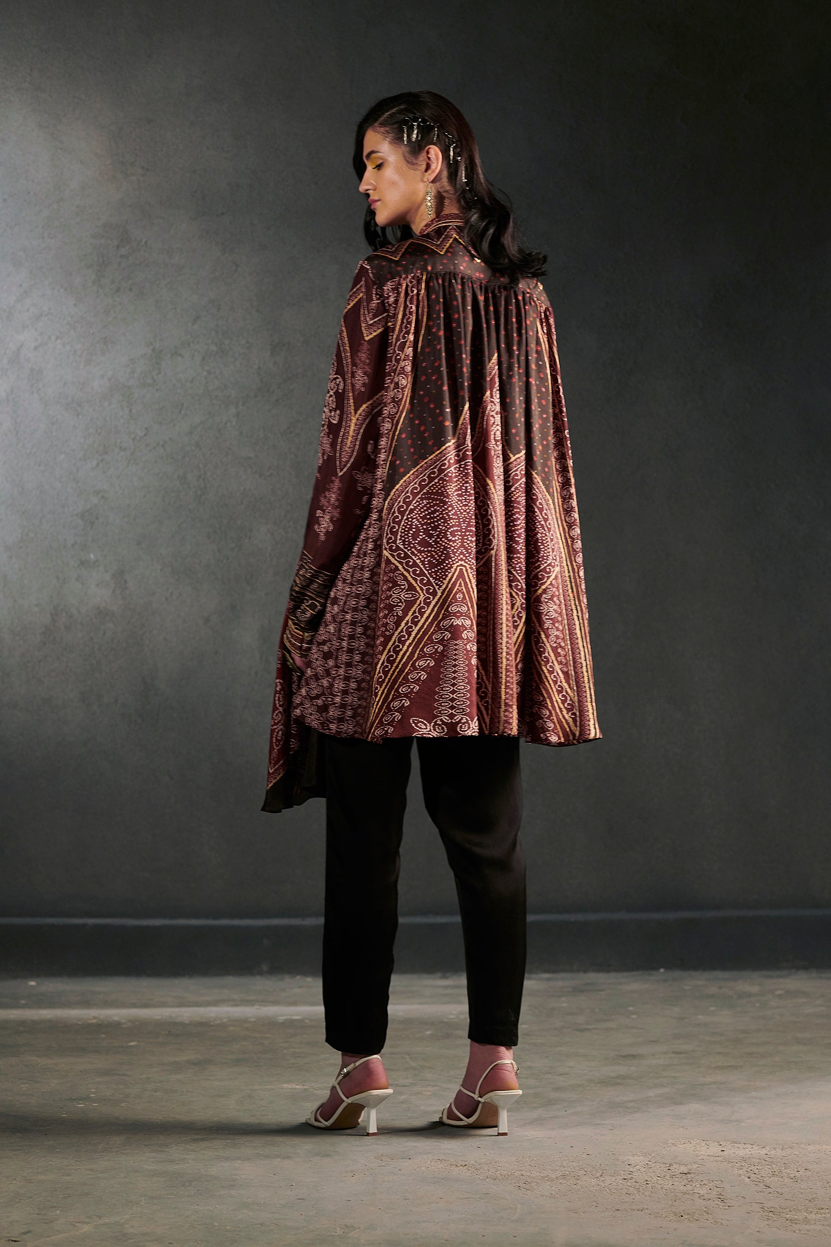 Bikaner Nilofer - Burgundy