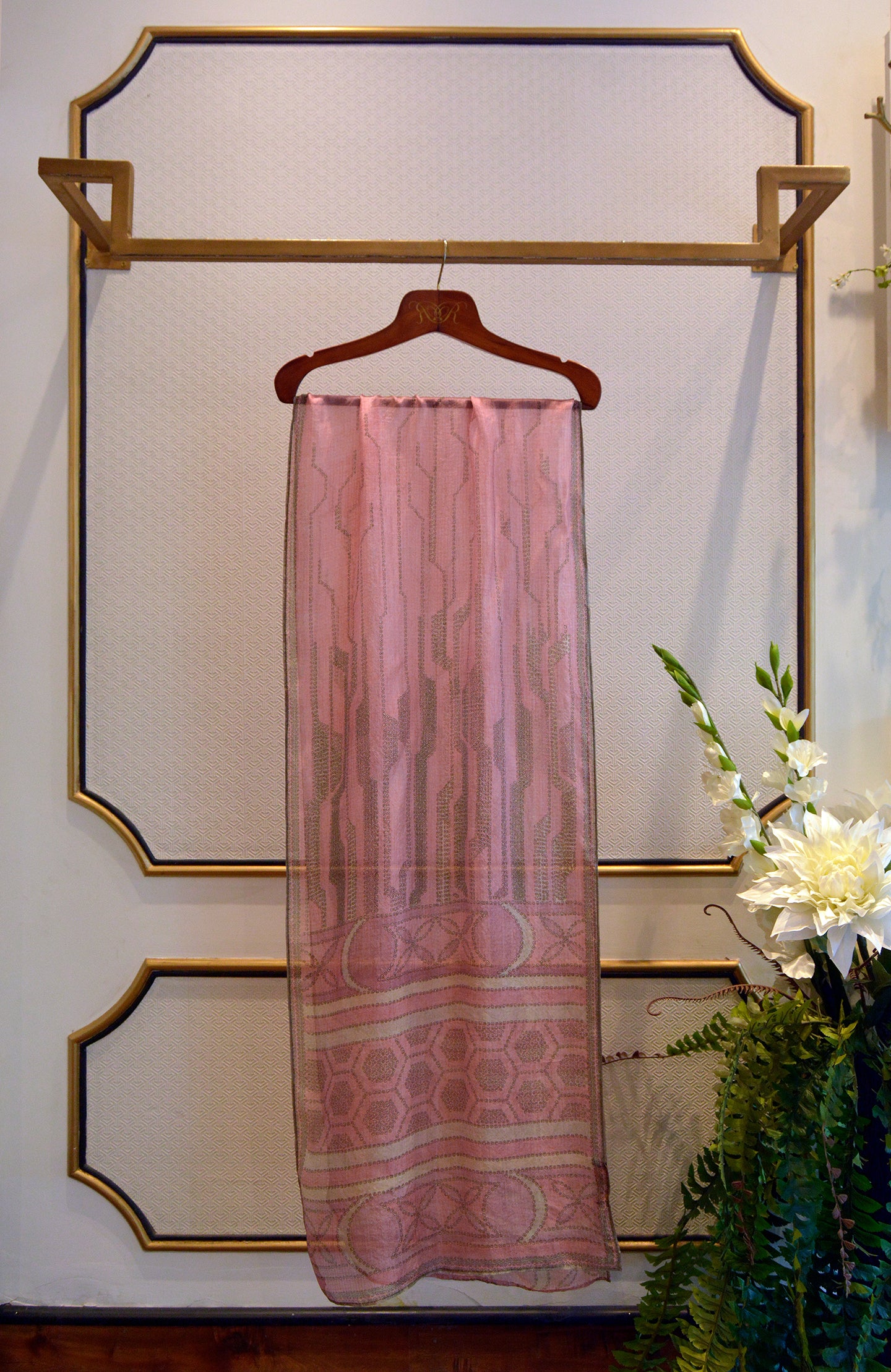 Shibuya - Irem Peony