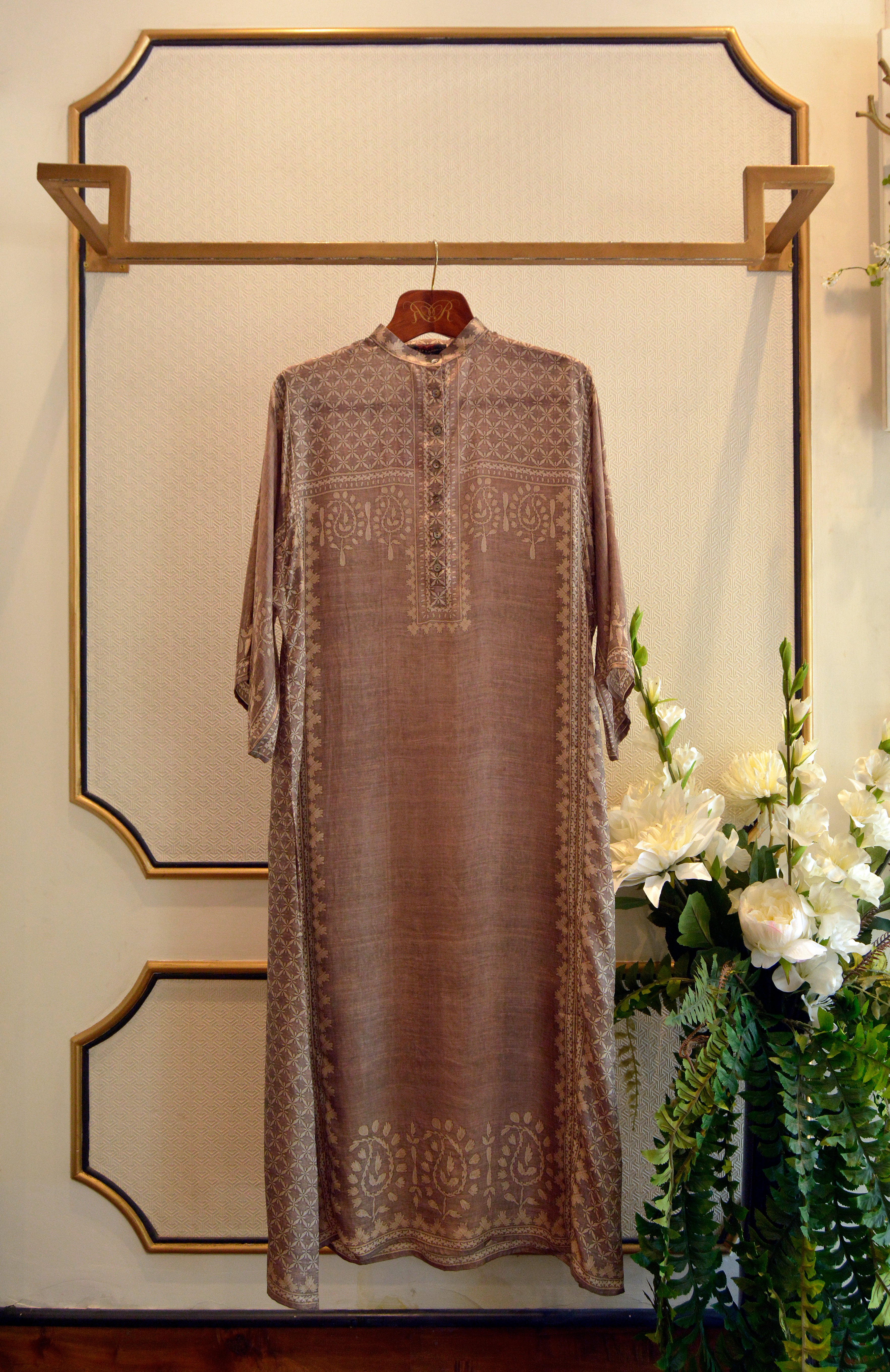 Awadh - Ghazala Taupe