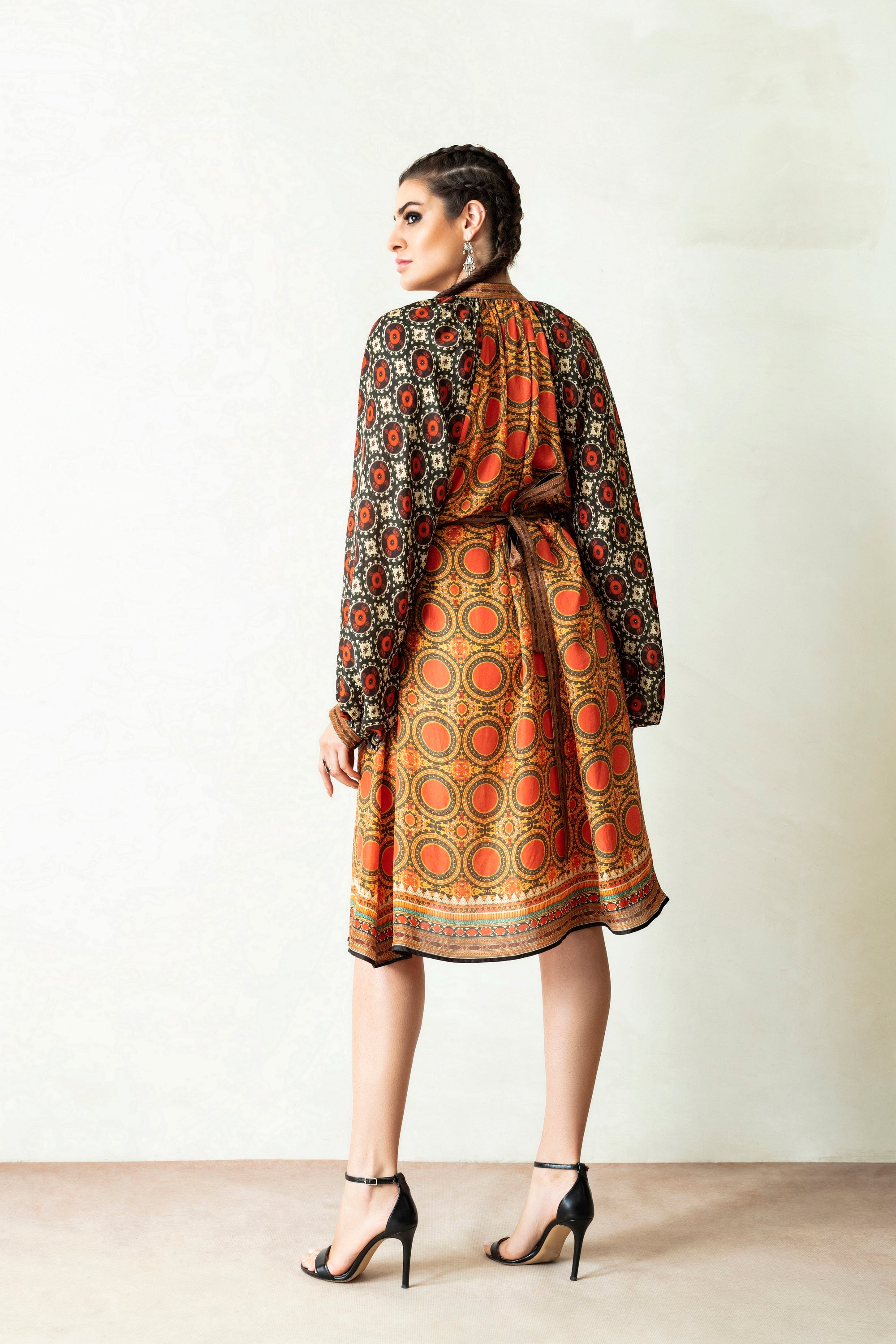 Suzani : Sakina - Maroon/Black
