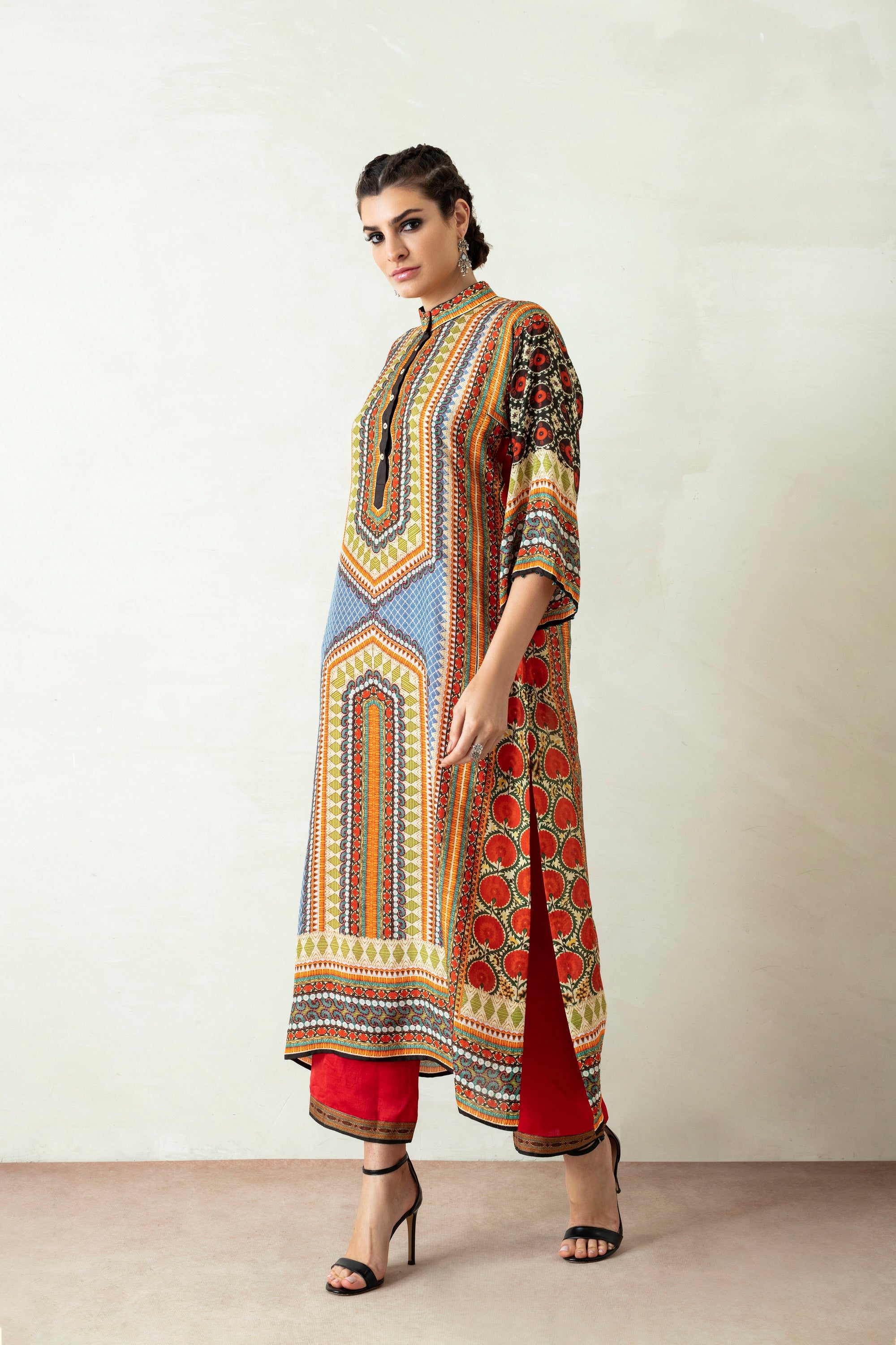 Suzani : Ghazala - Sky Blue