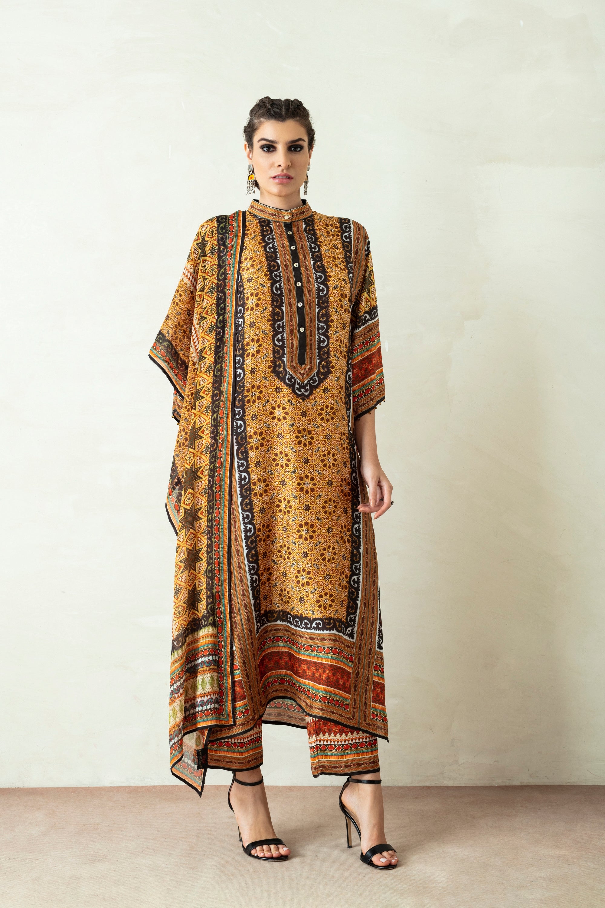 Suzani : Ghazala - Mustard