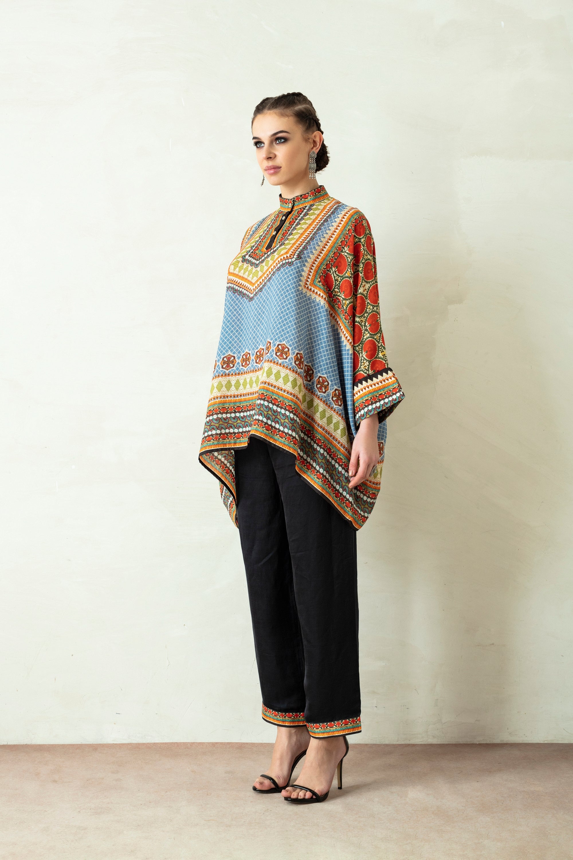 Suzani : Chanel - Sky Blue