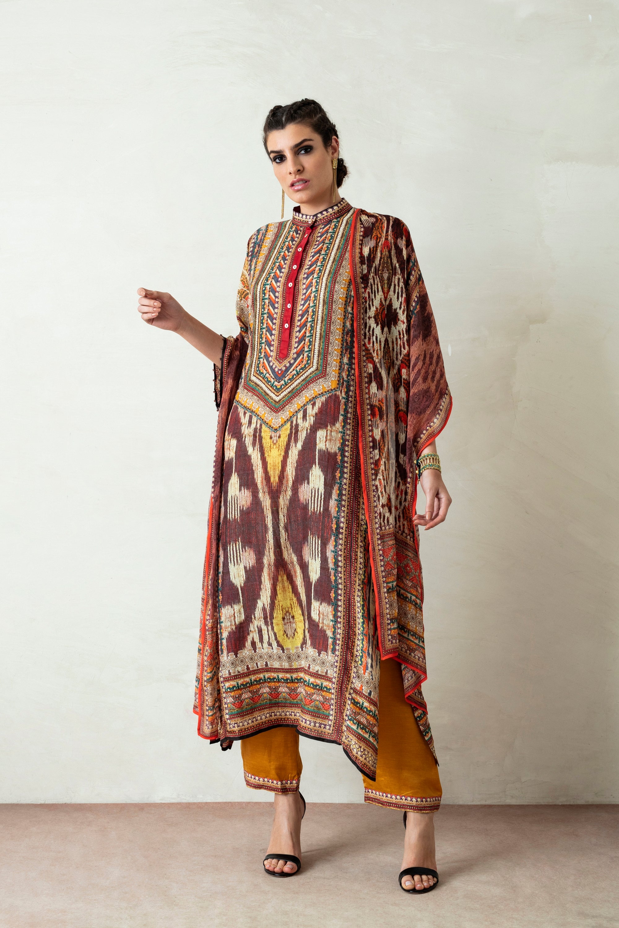 Uzbek : Ghazala - Beige/Brown