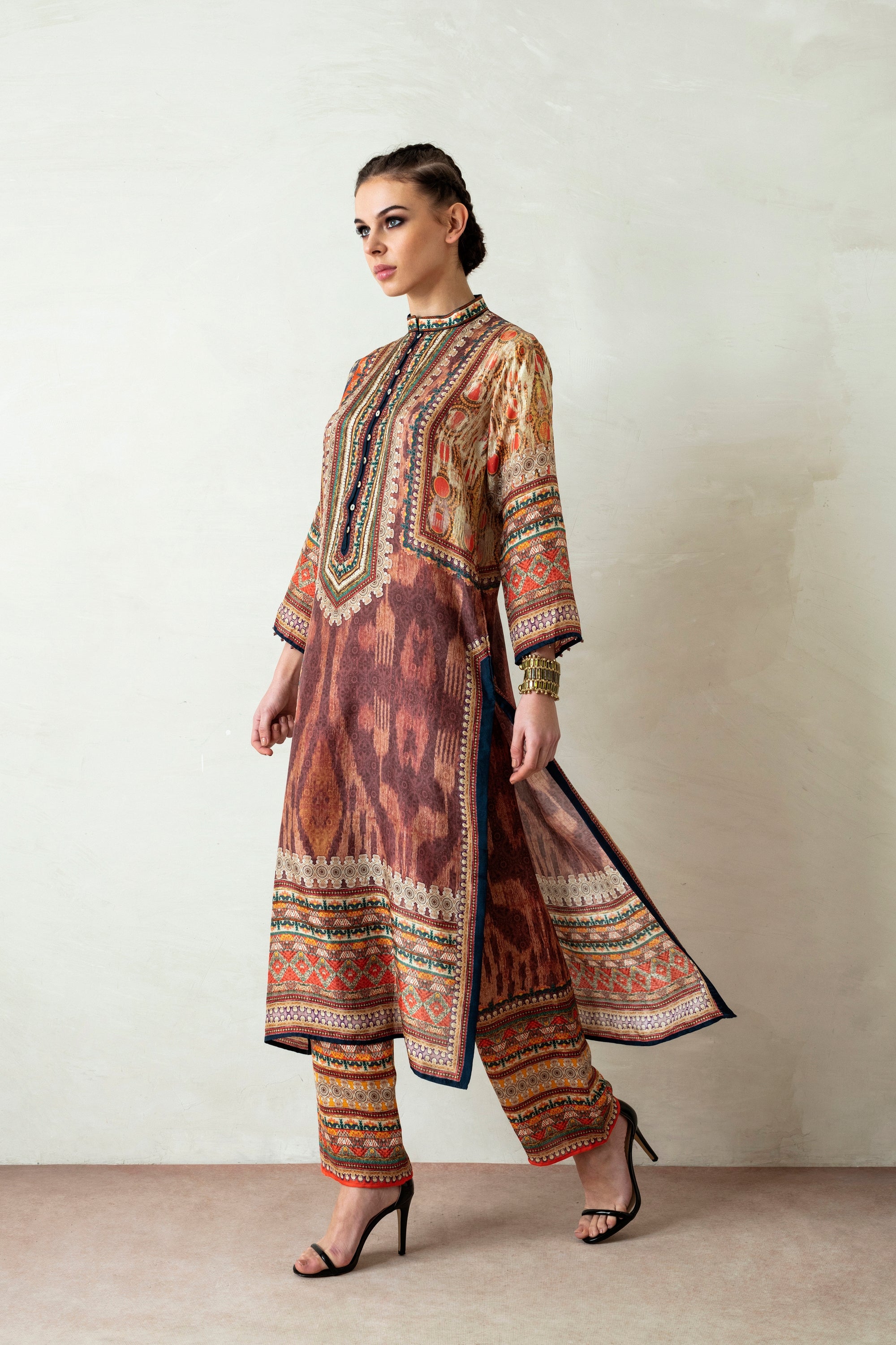 Uzbek : Ramin - Brown