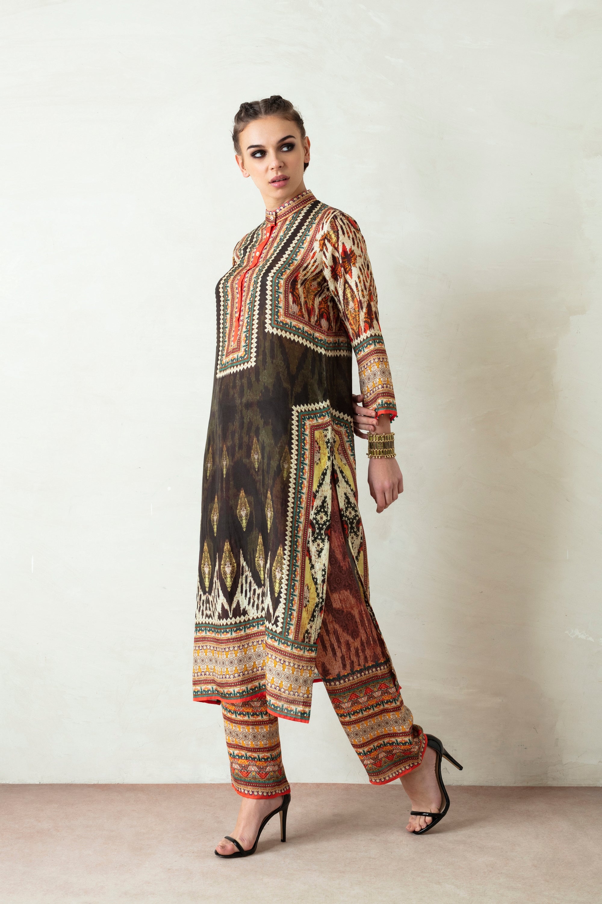 Uzbek : Champa - Charcoal