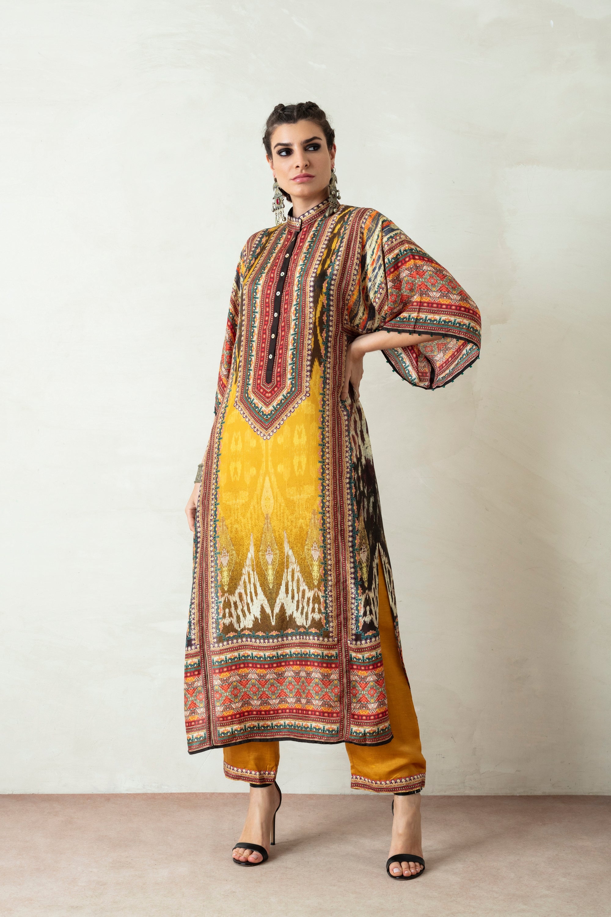 Uzbek : Gayatri - Mustard