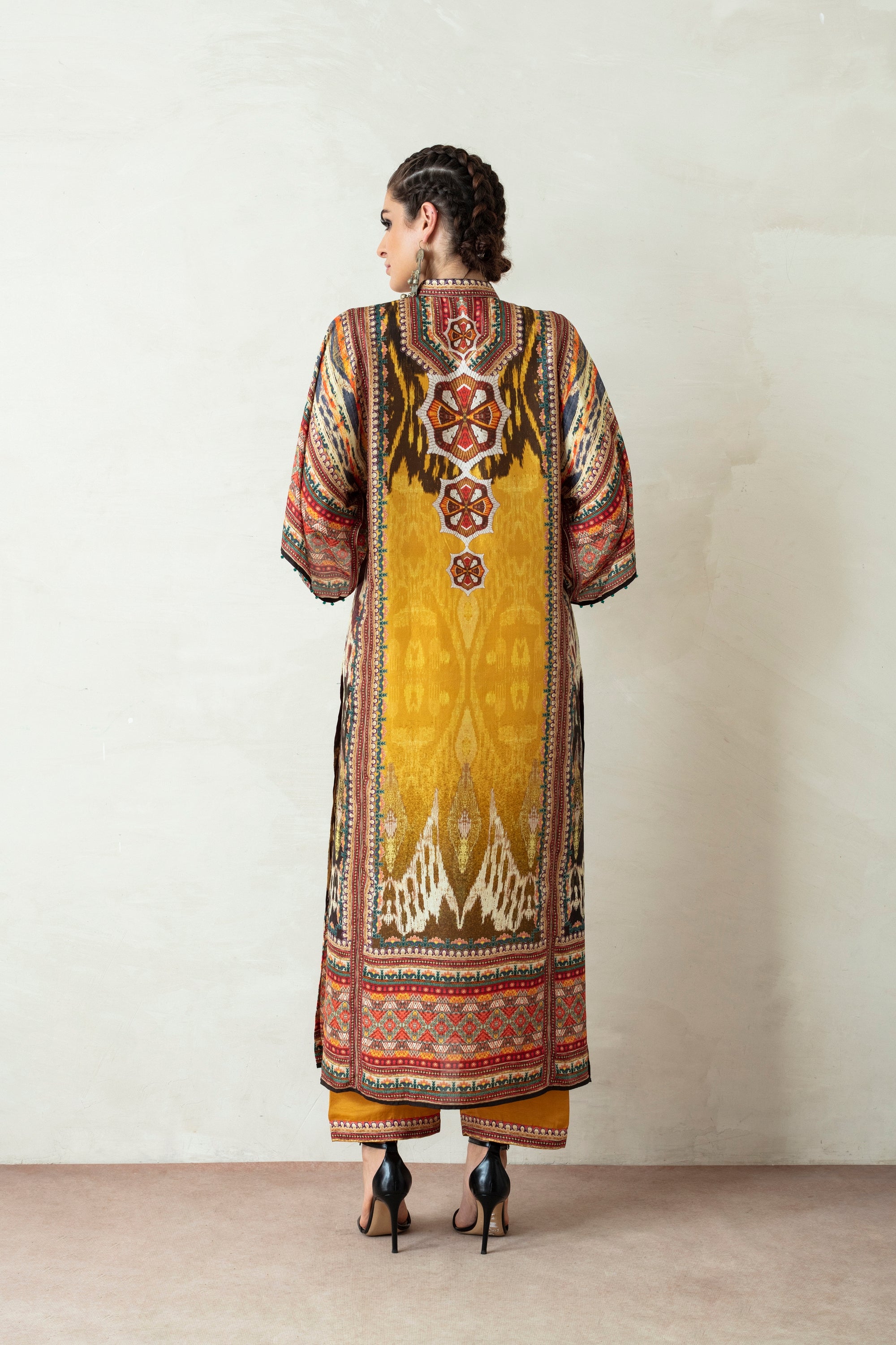 Uzbek : Gayatri - Mustard