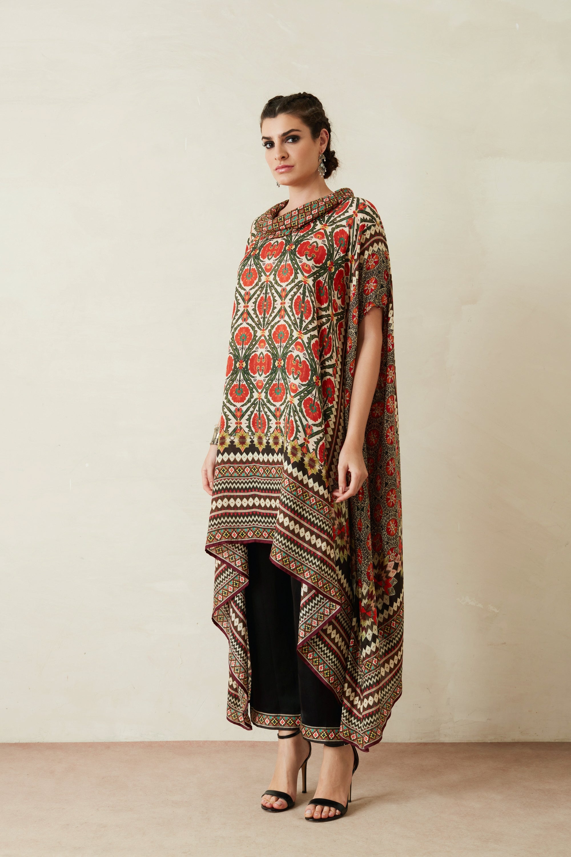 Bagru : Lavanya - Beige/Maroon