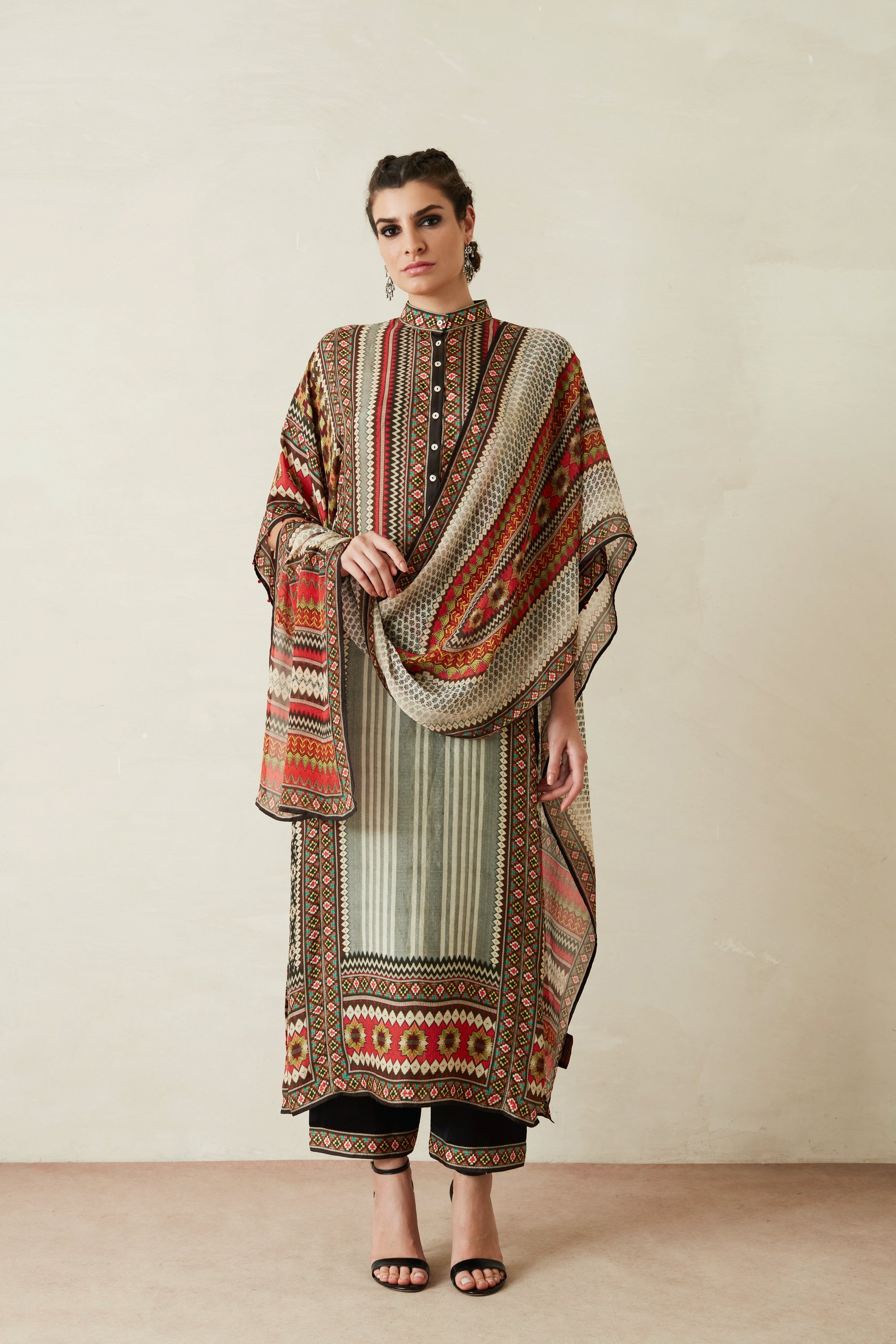Bagru : Gayatri - Ivory/Slate