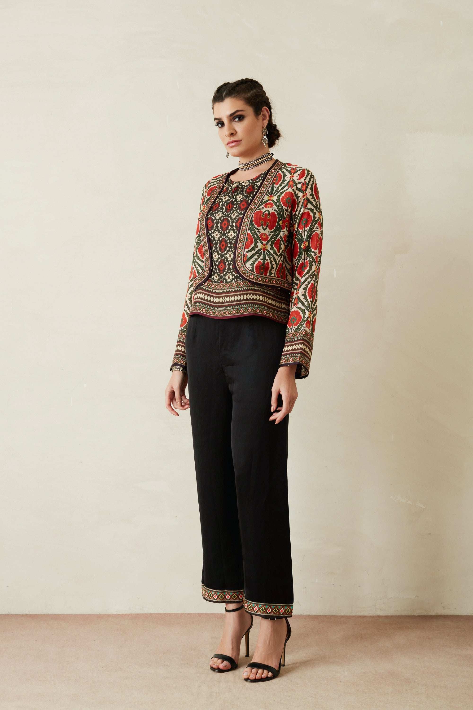 Bagru : Nargiza - Beige/Maroon
