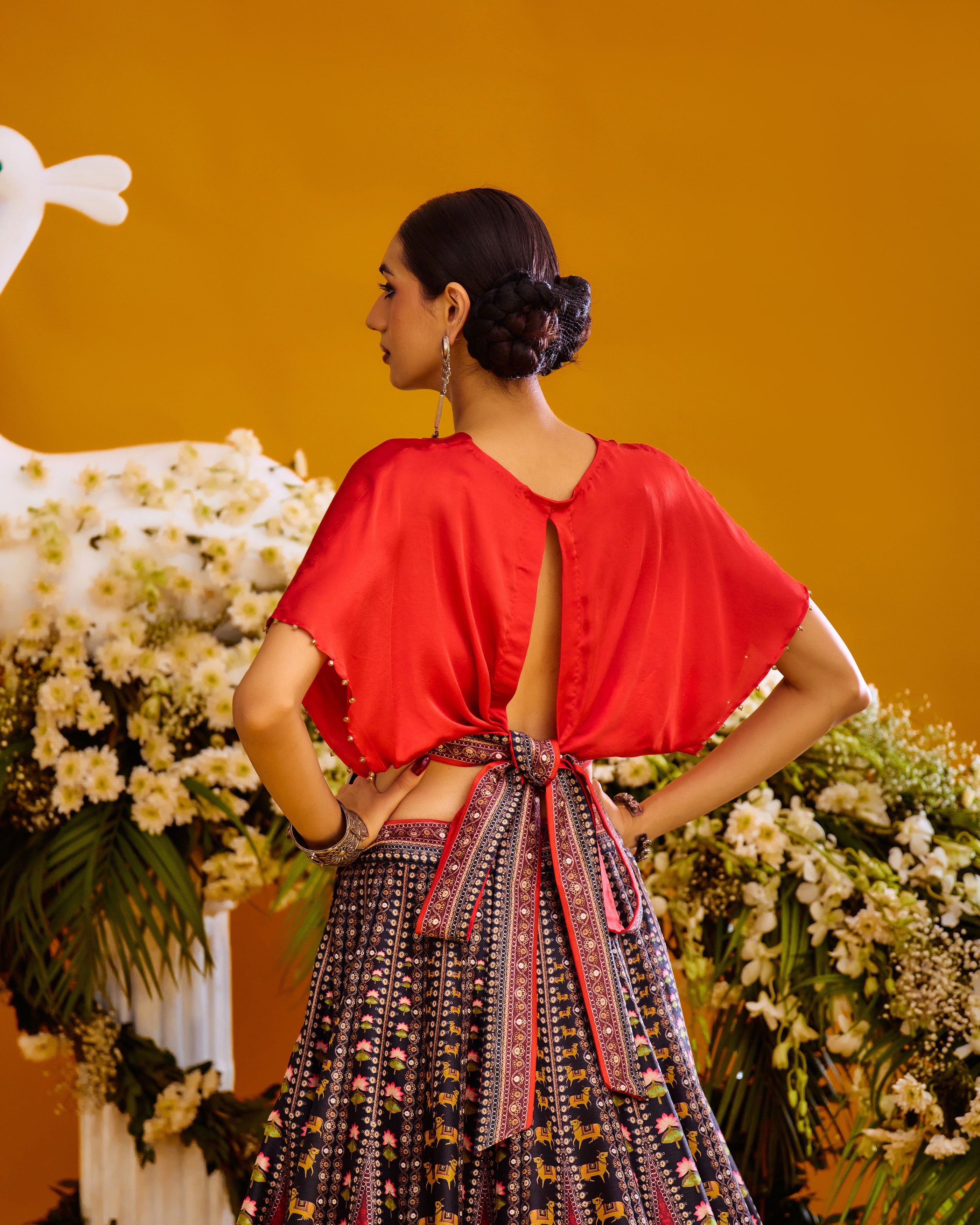 Baati : Neerja/Leela - Rust