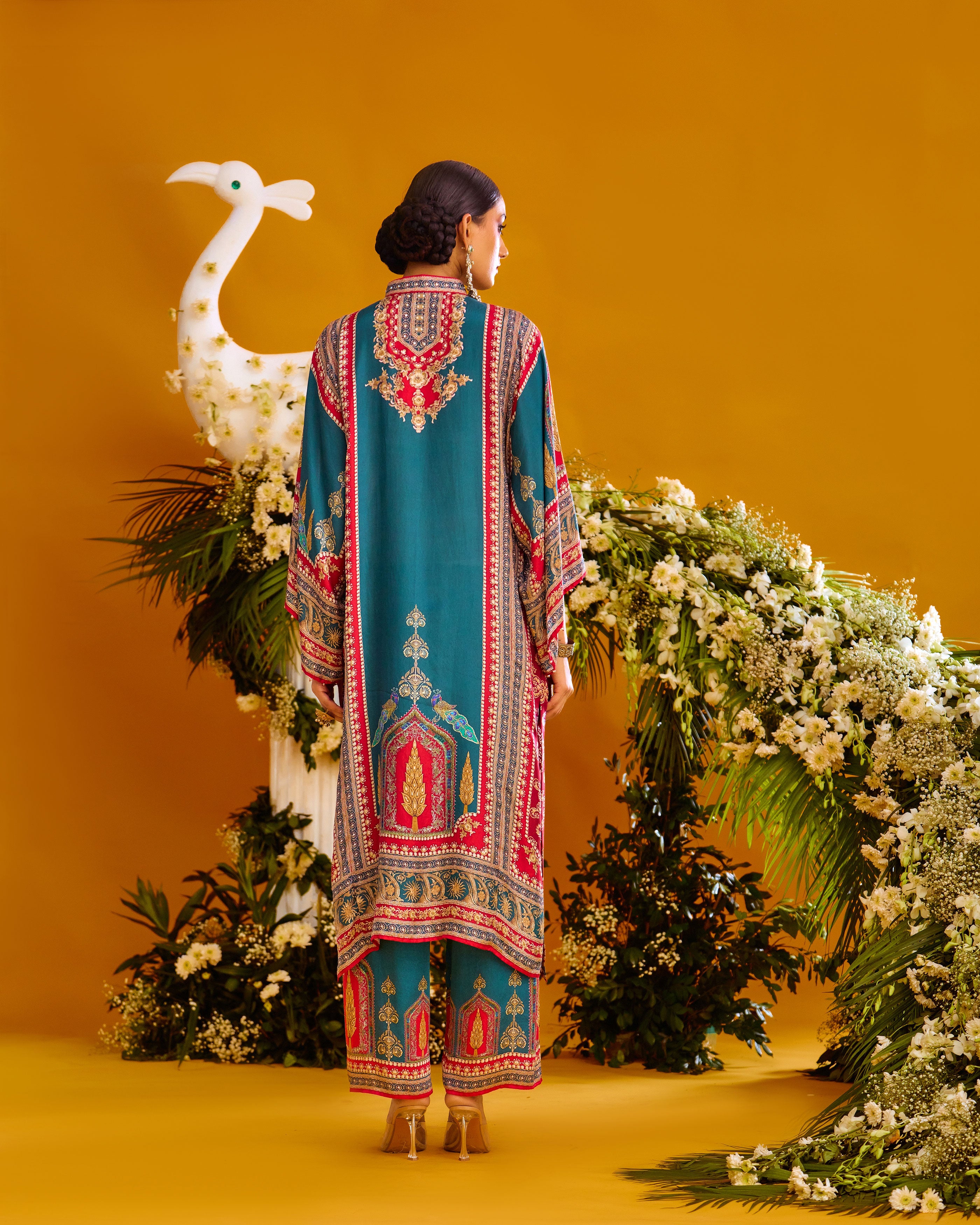Baati : Gayatri - Red/Turquoise