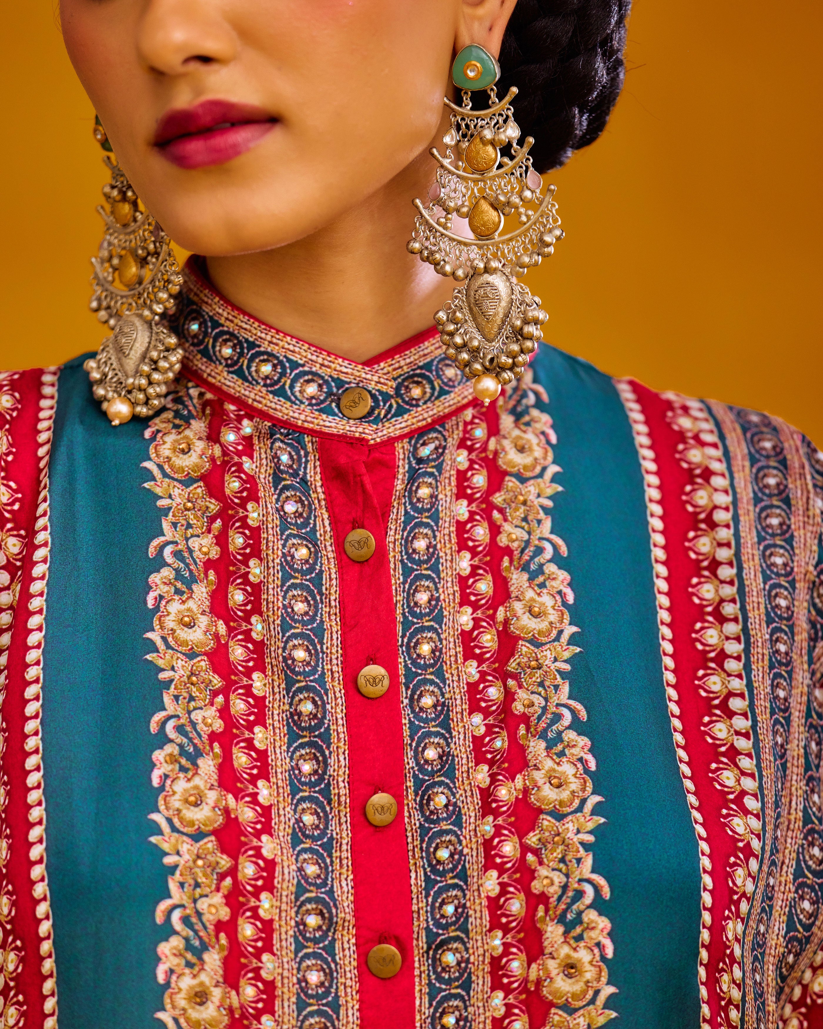 Baati : Gayatri - Red/Turquoise