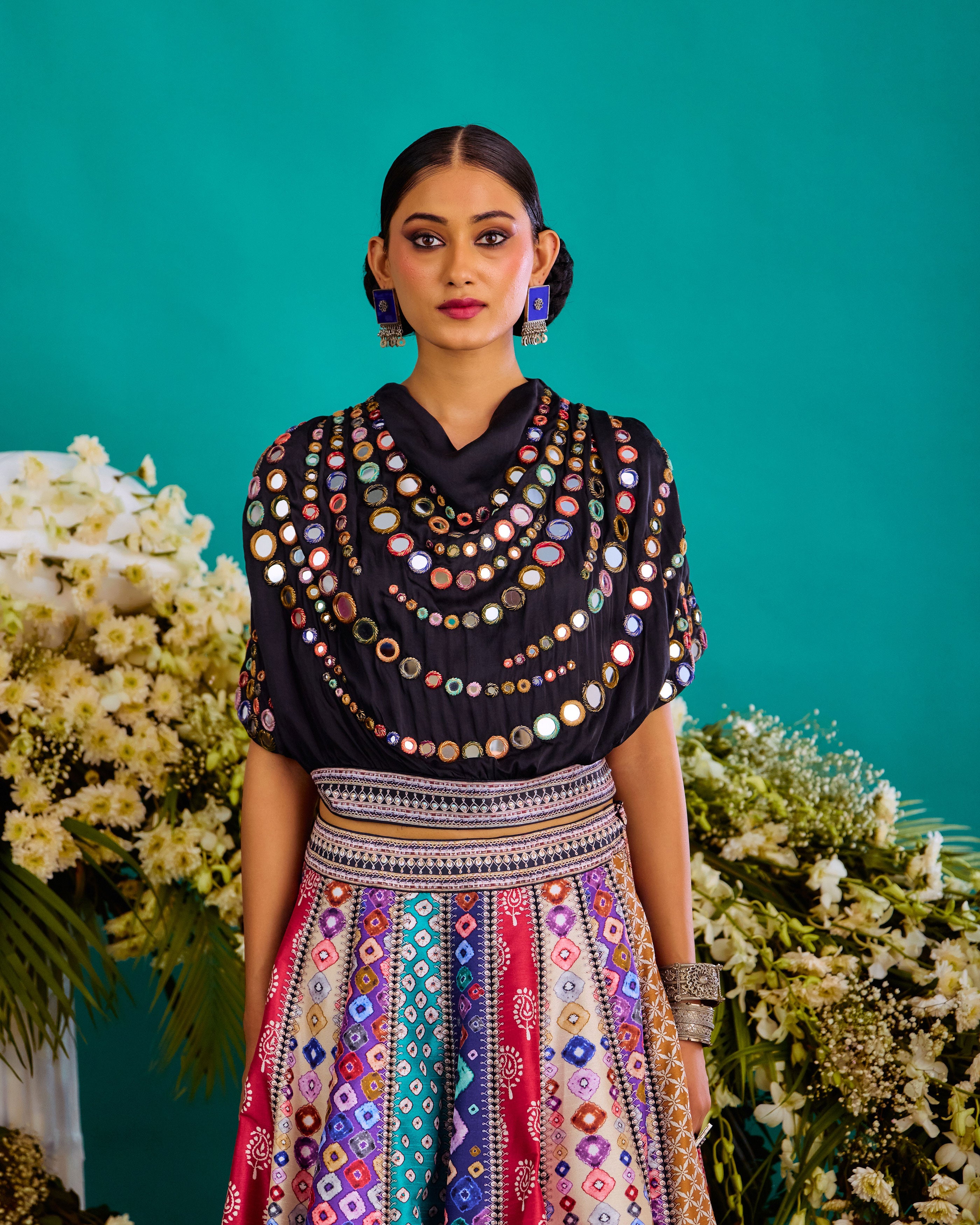 Baati : Varsha/Leela - Black/Multi