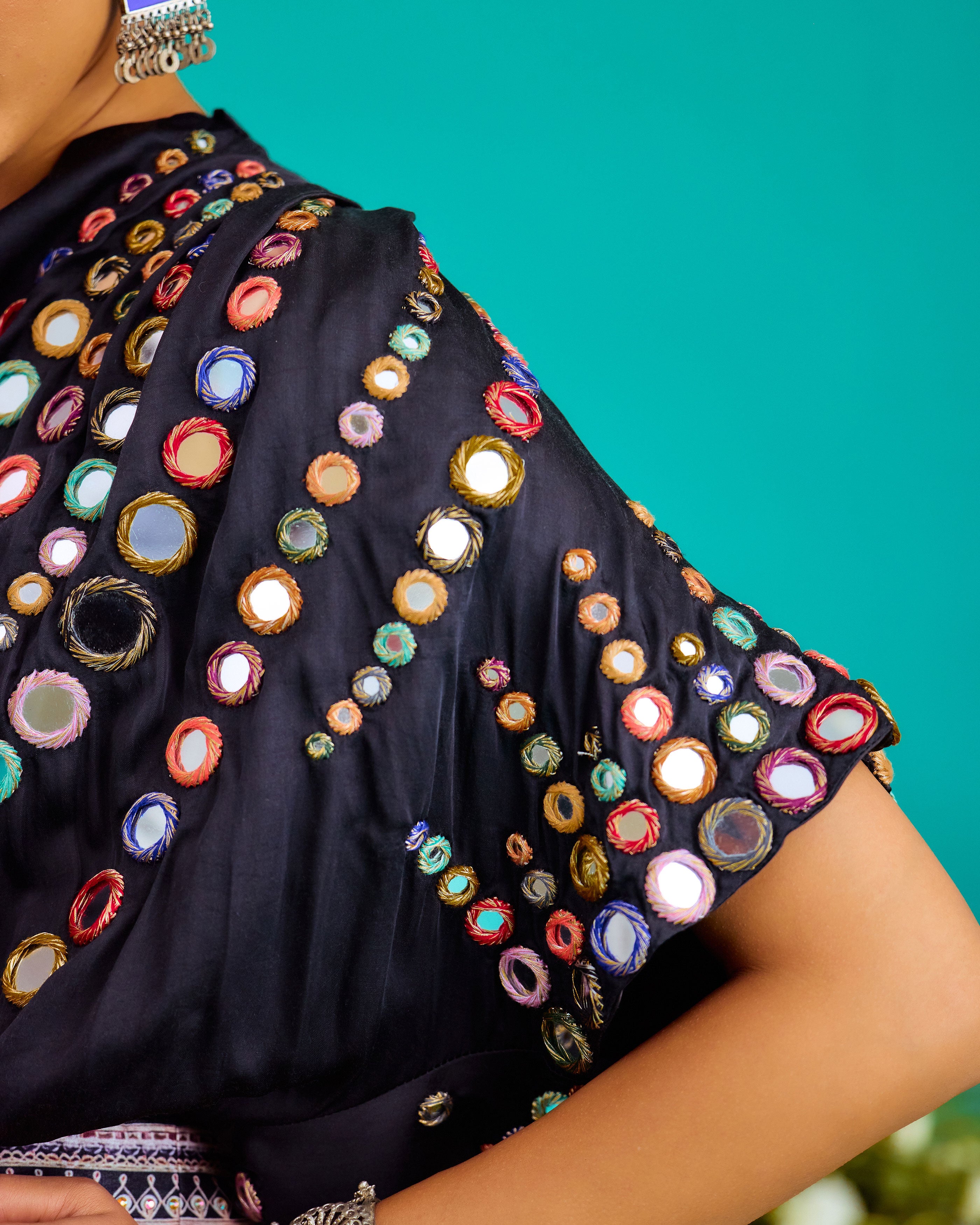 Baati : Varsha/Leela - Black/Multi