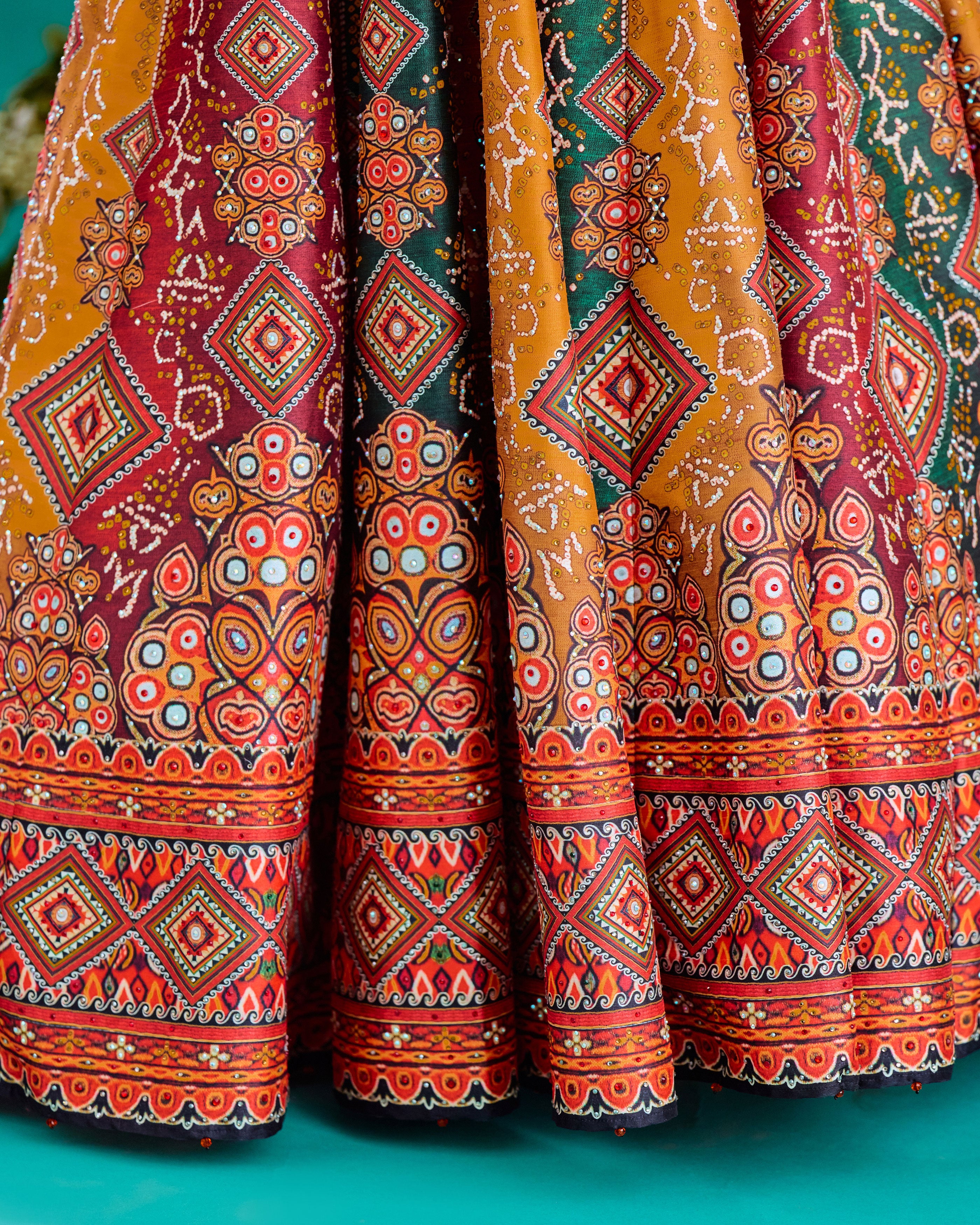 Baati : Leela - Multi/Bandhej
