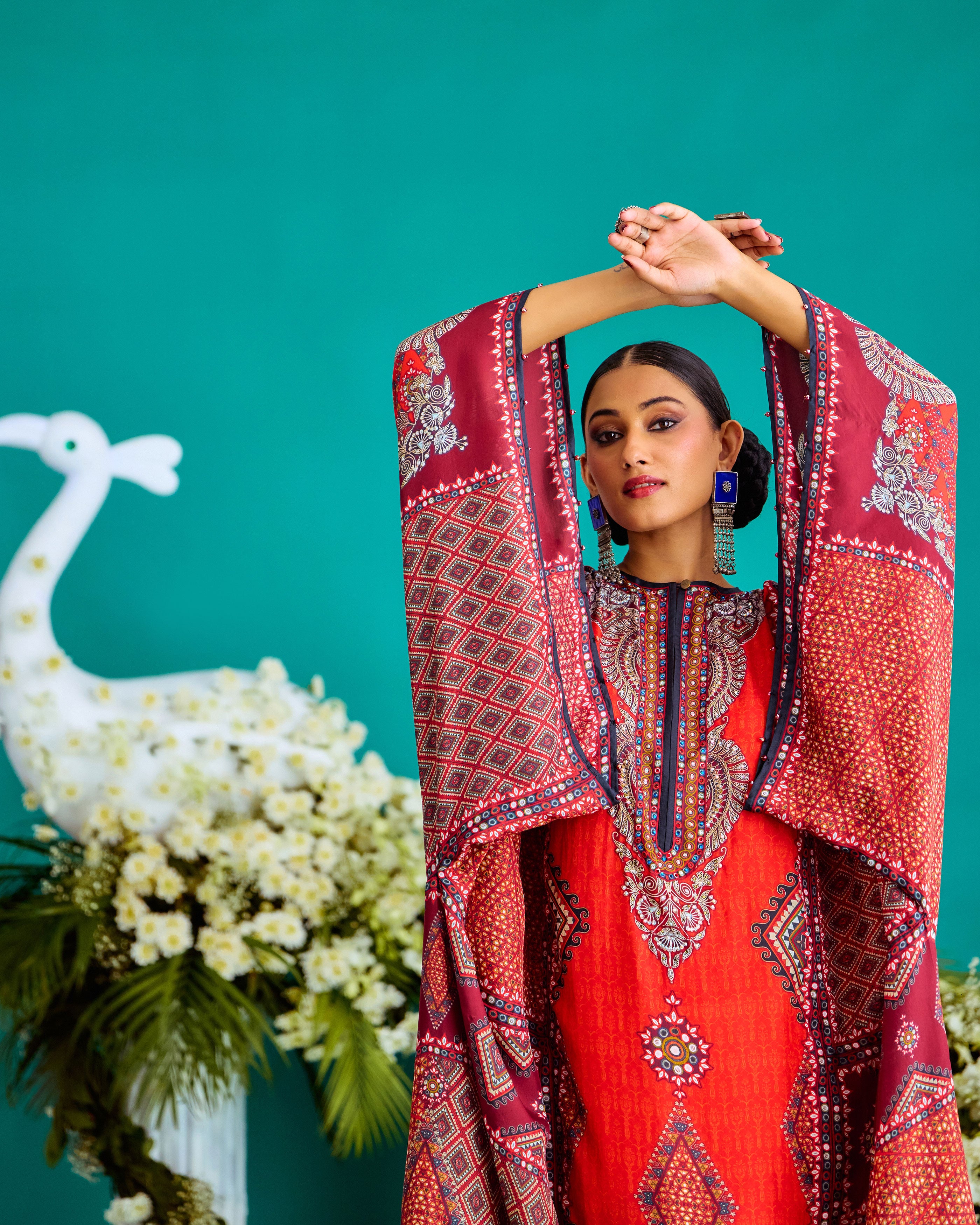 Baati : Beatrice - Red