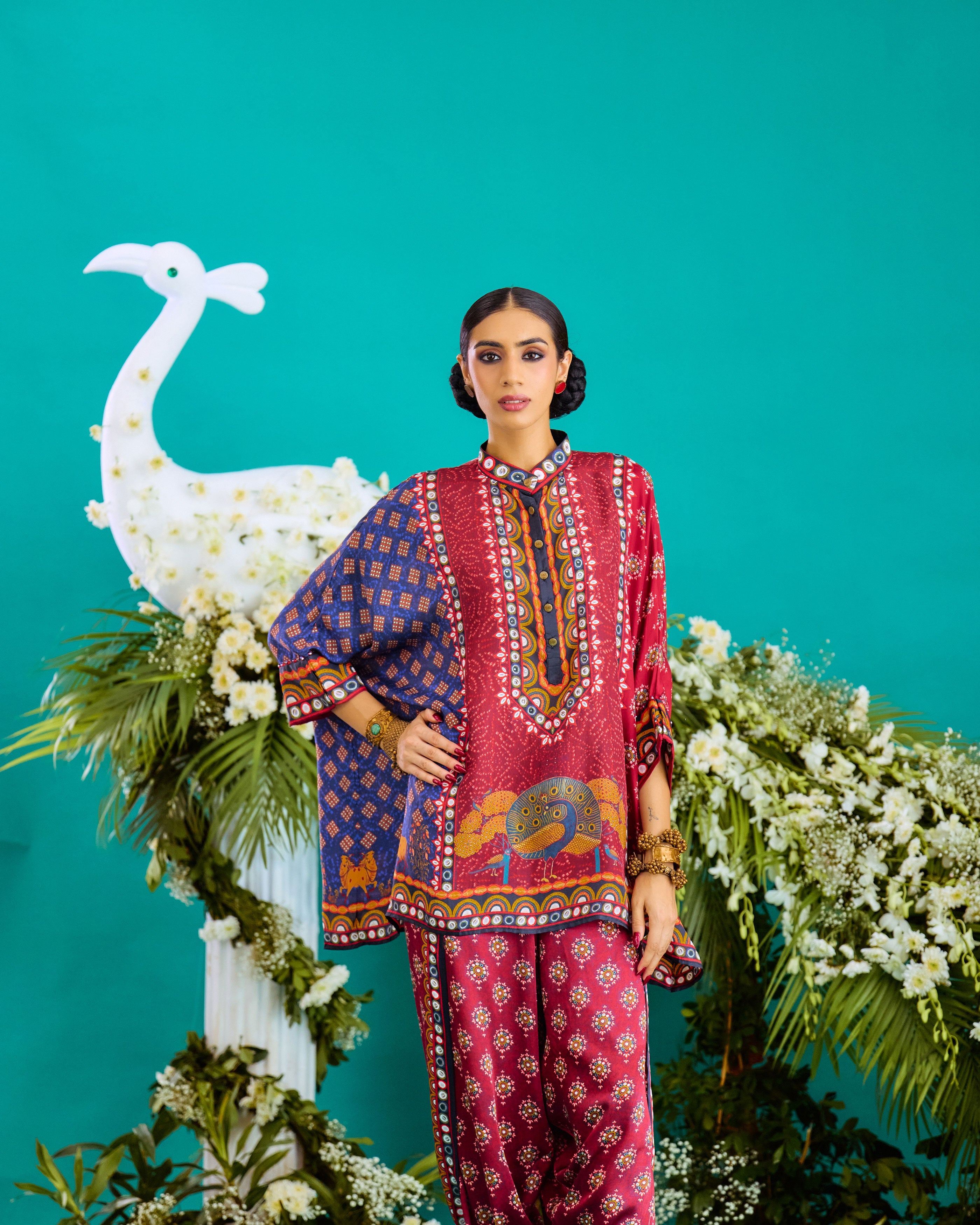 Baati : Chanel/Sonth - Navy/Maroon