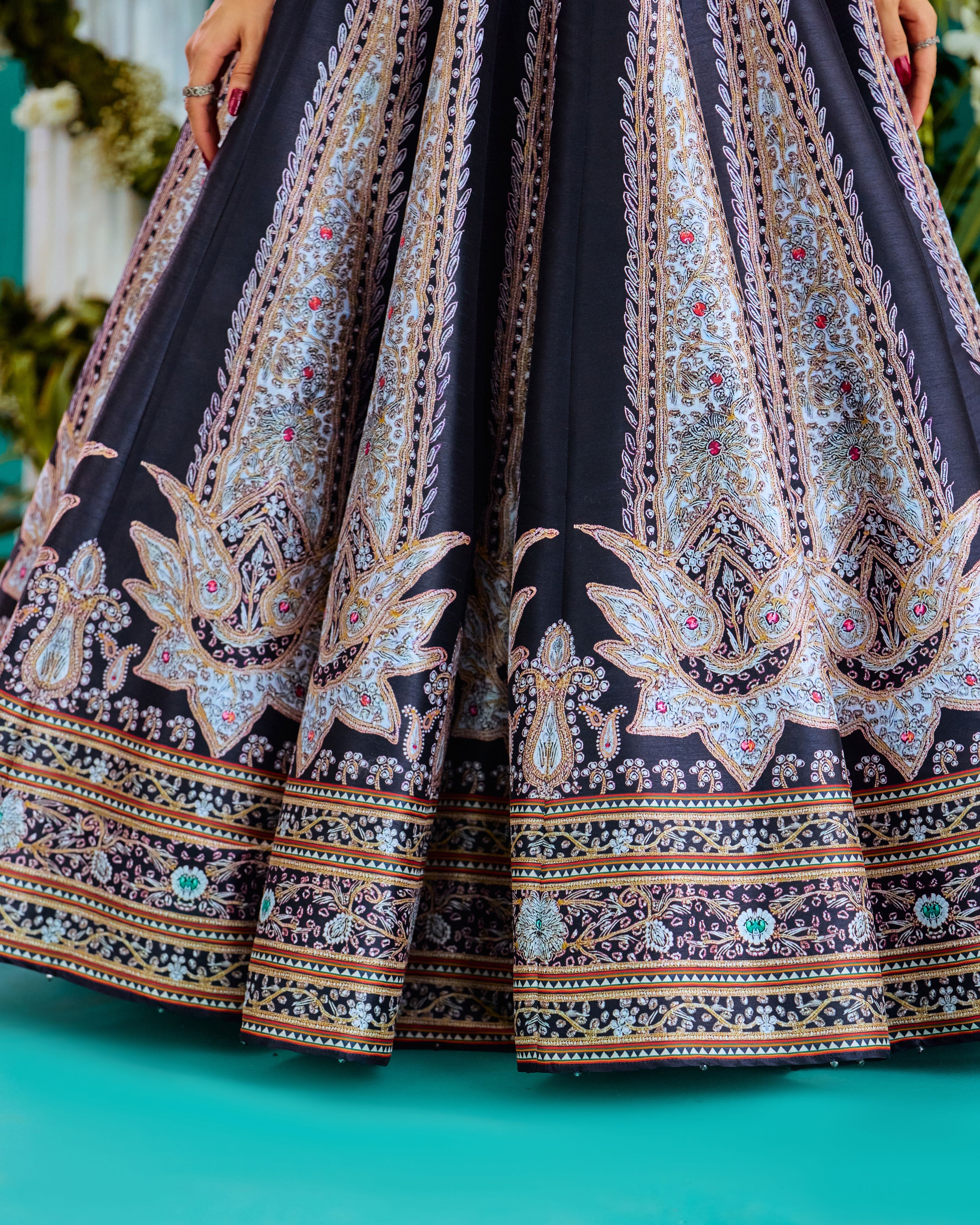 Baati : Rubali/Leela - Black