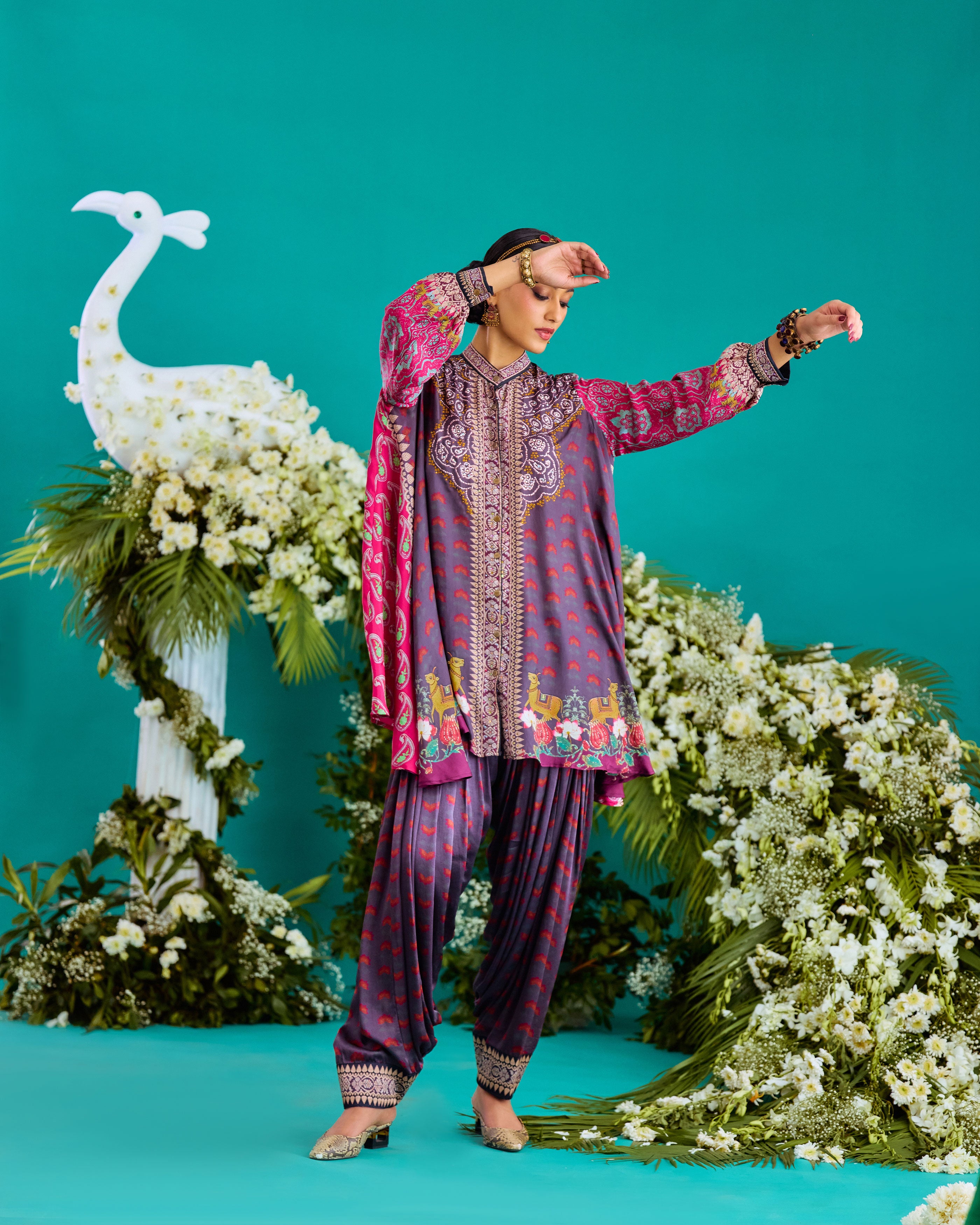 Baati : Nilofer - Fuchsia/Burgundy