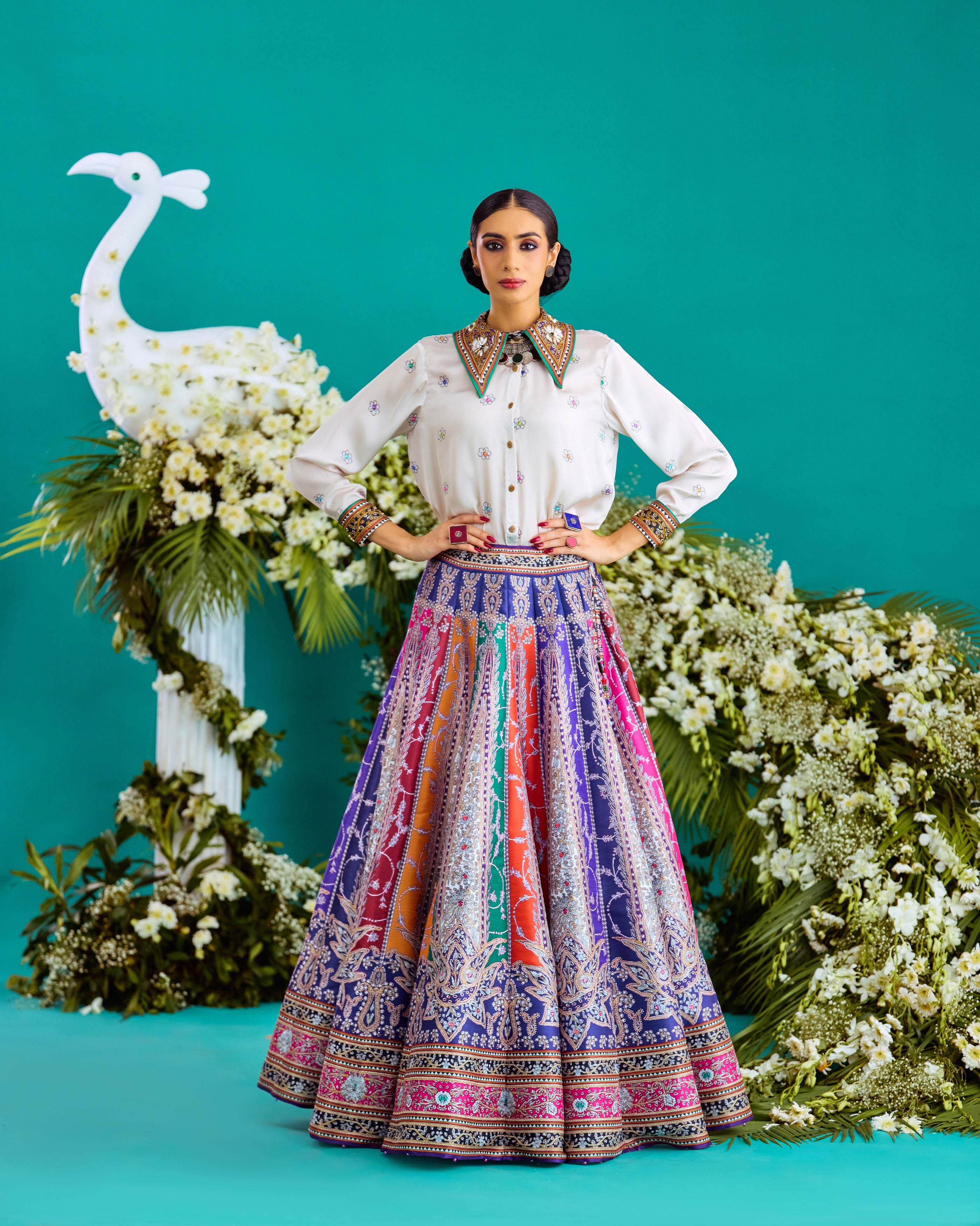 Baati : Anayra/Leela - Ivory/Multi