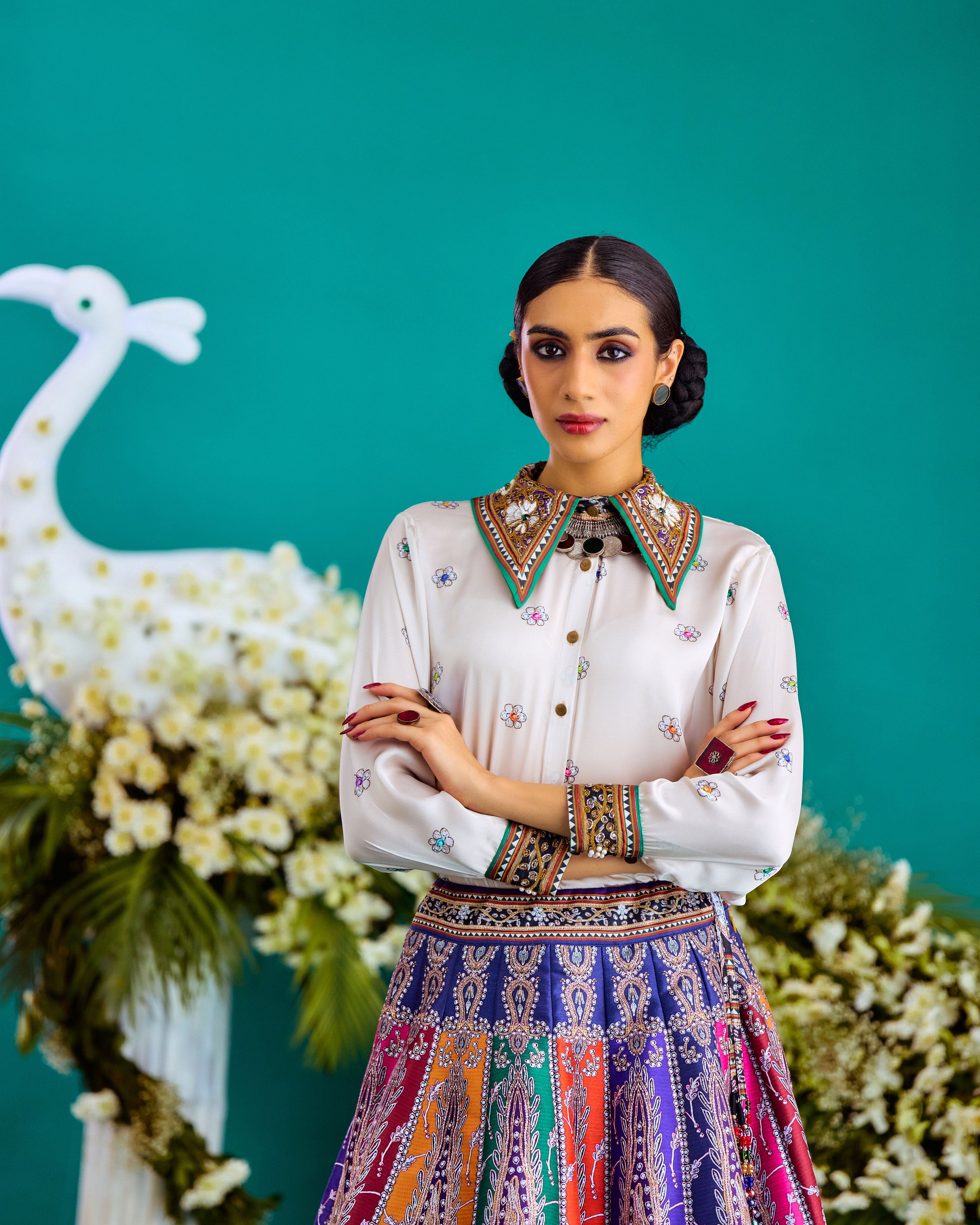 Baati : Anayra/Leela - Ivory/Multi