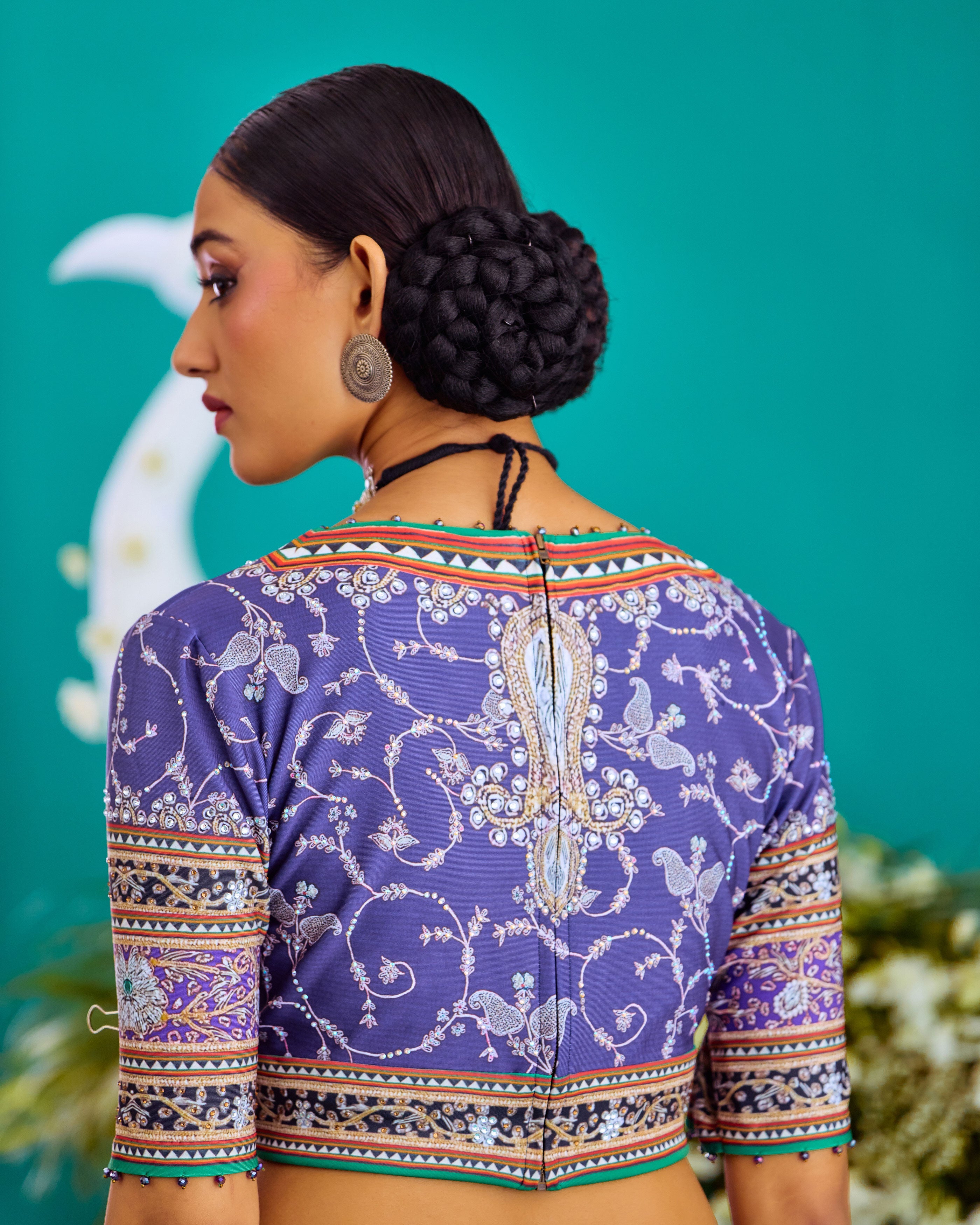 Baati : Leela - Navy/Multi