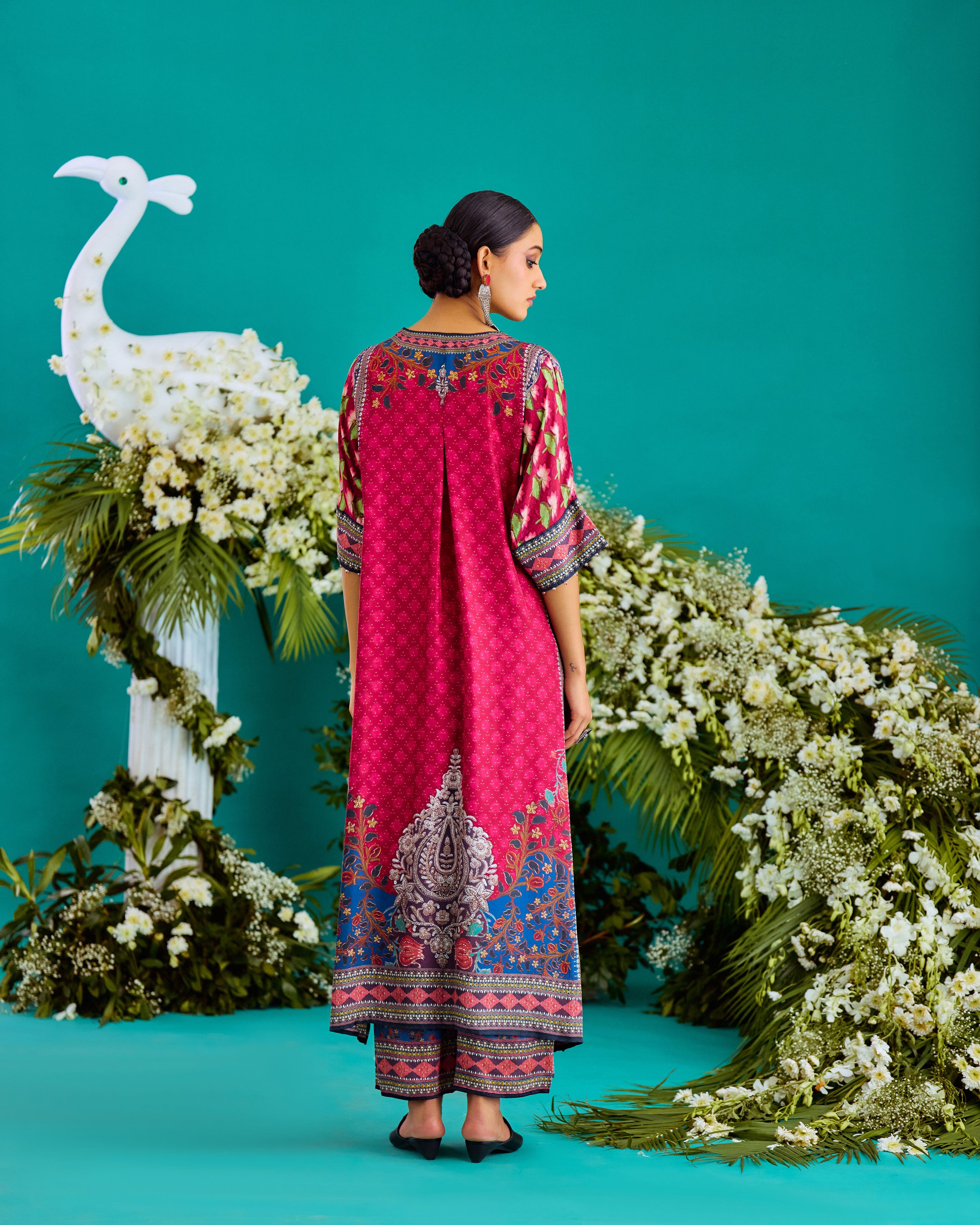 Baati : Banera - Navy/Fuchsia