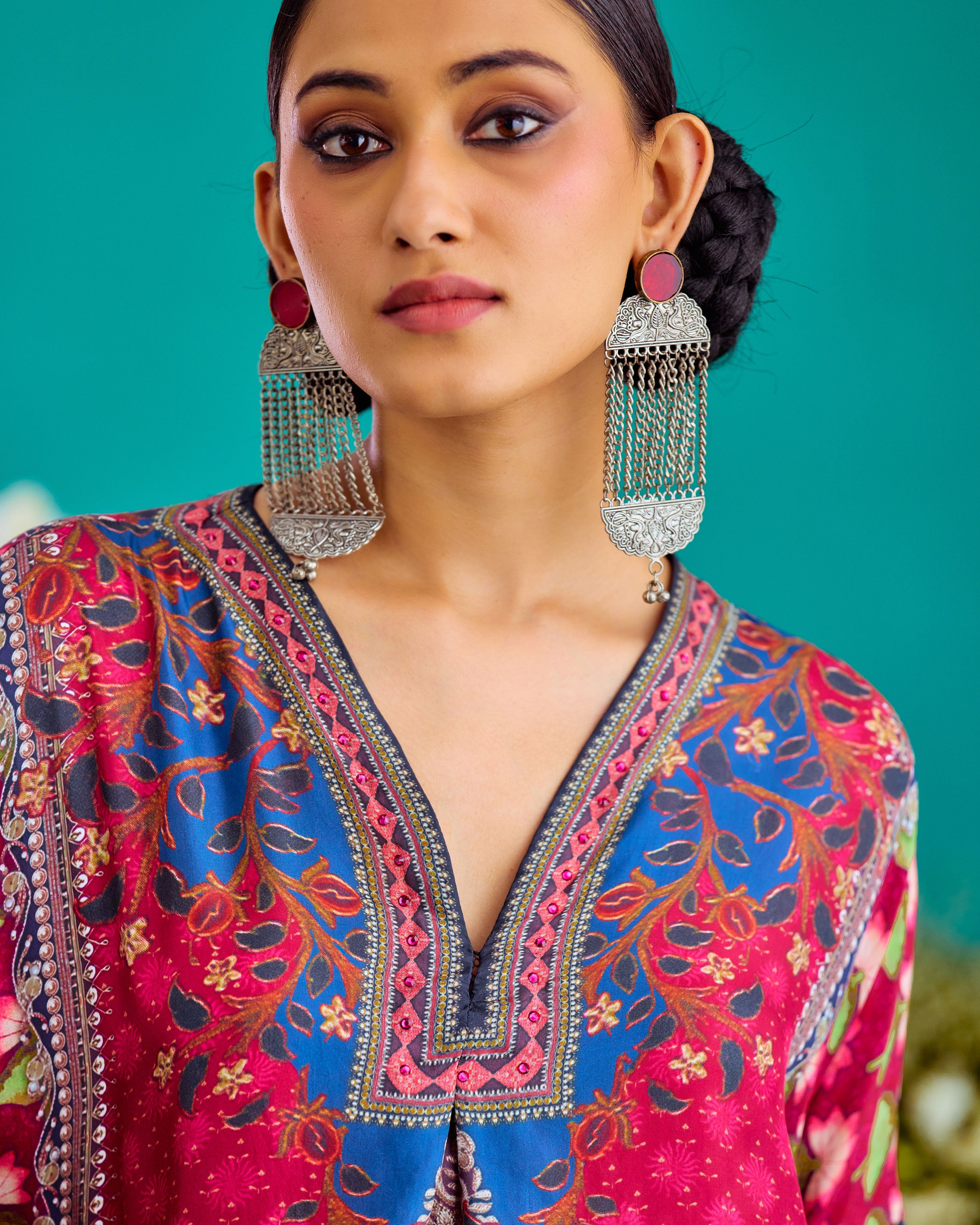 Baati : Banera - Navy/Fuchsia