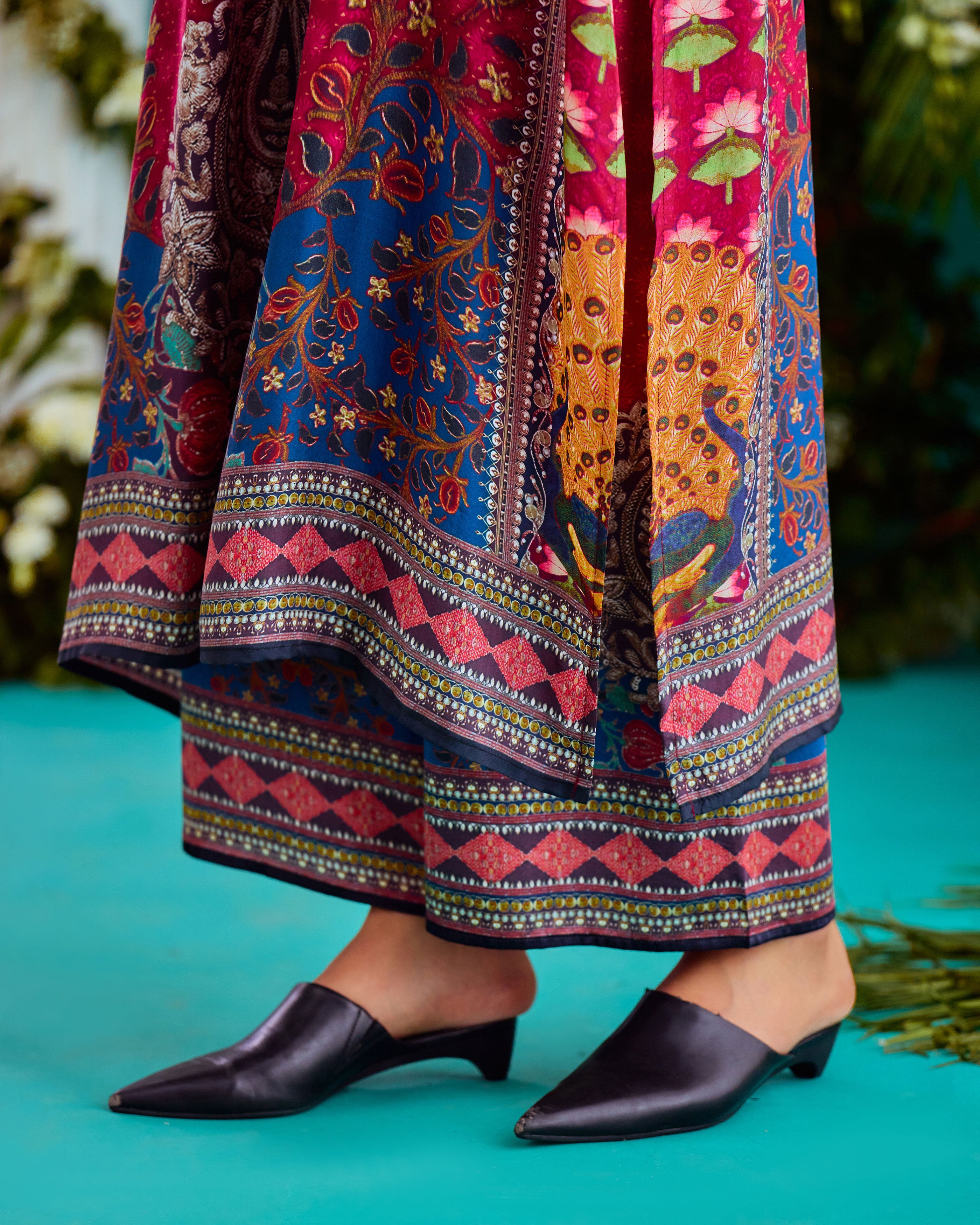 Baati : Banera - Navy/Fuchsia