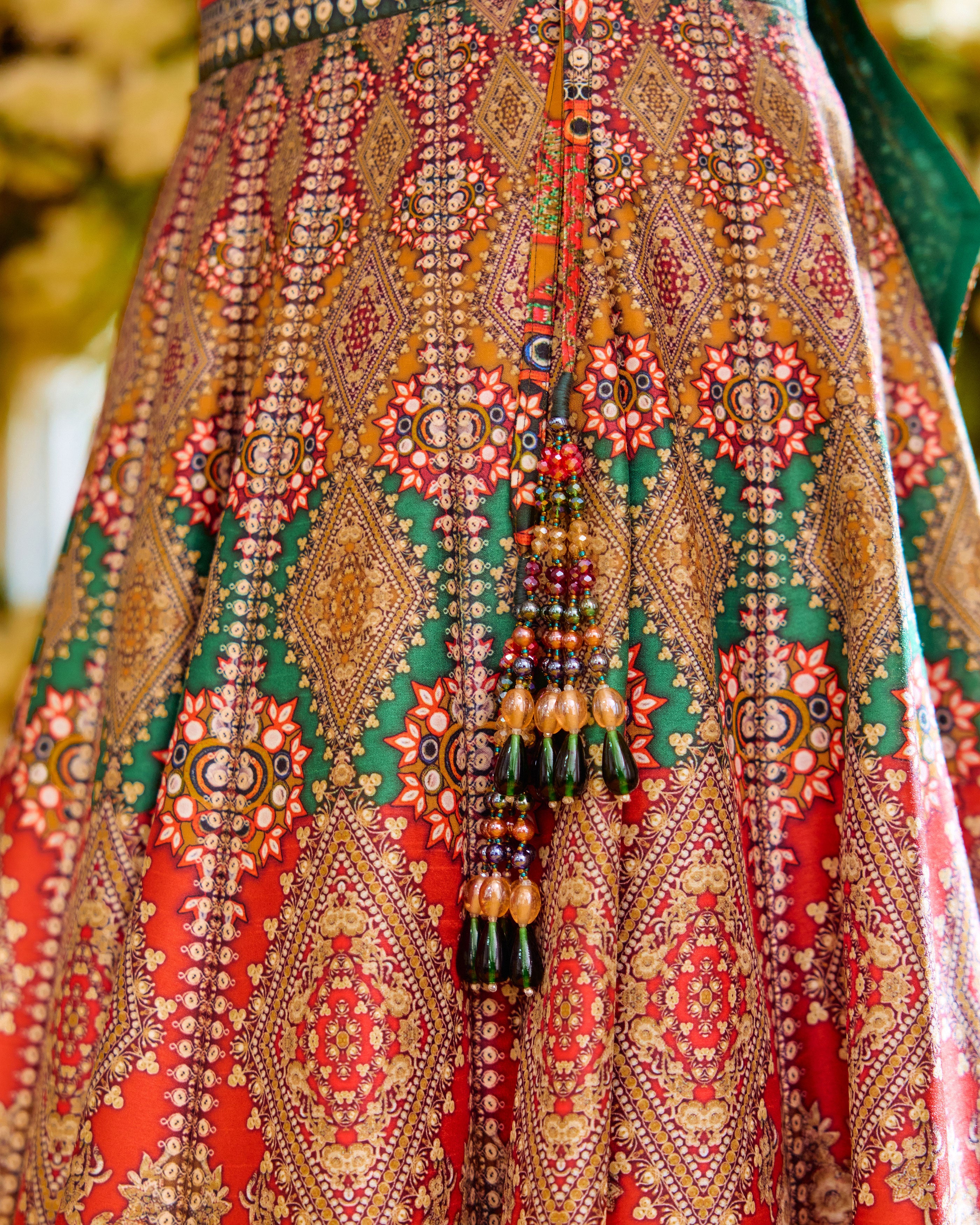 Baati : Varsha/Leela - Paroot/Mustard