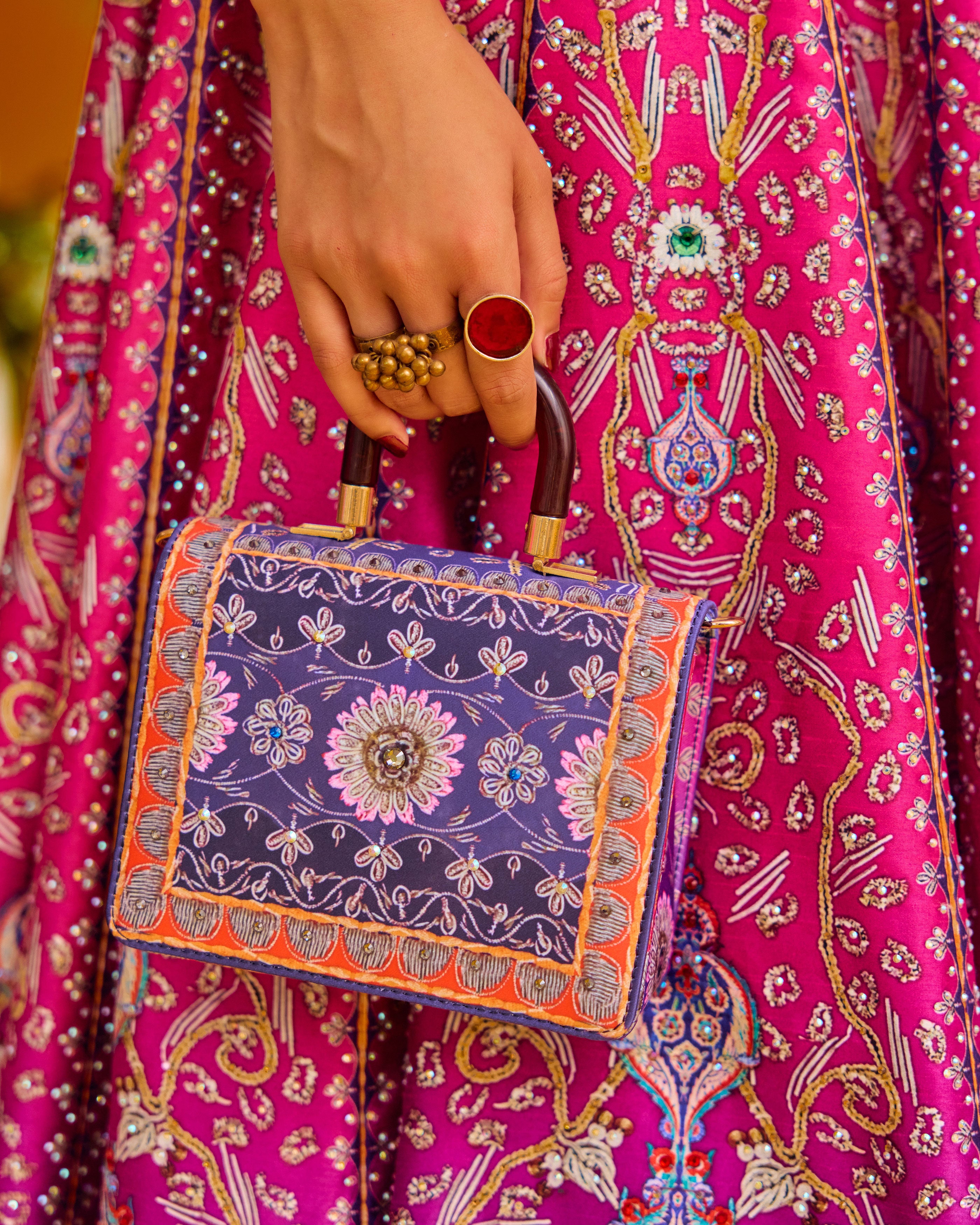 Baati : Leela - Purple/Majenta