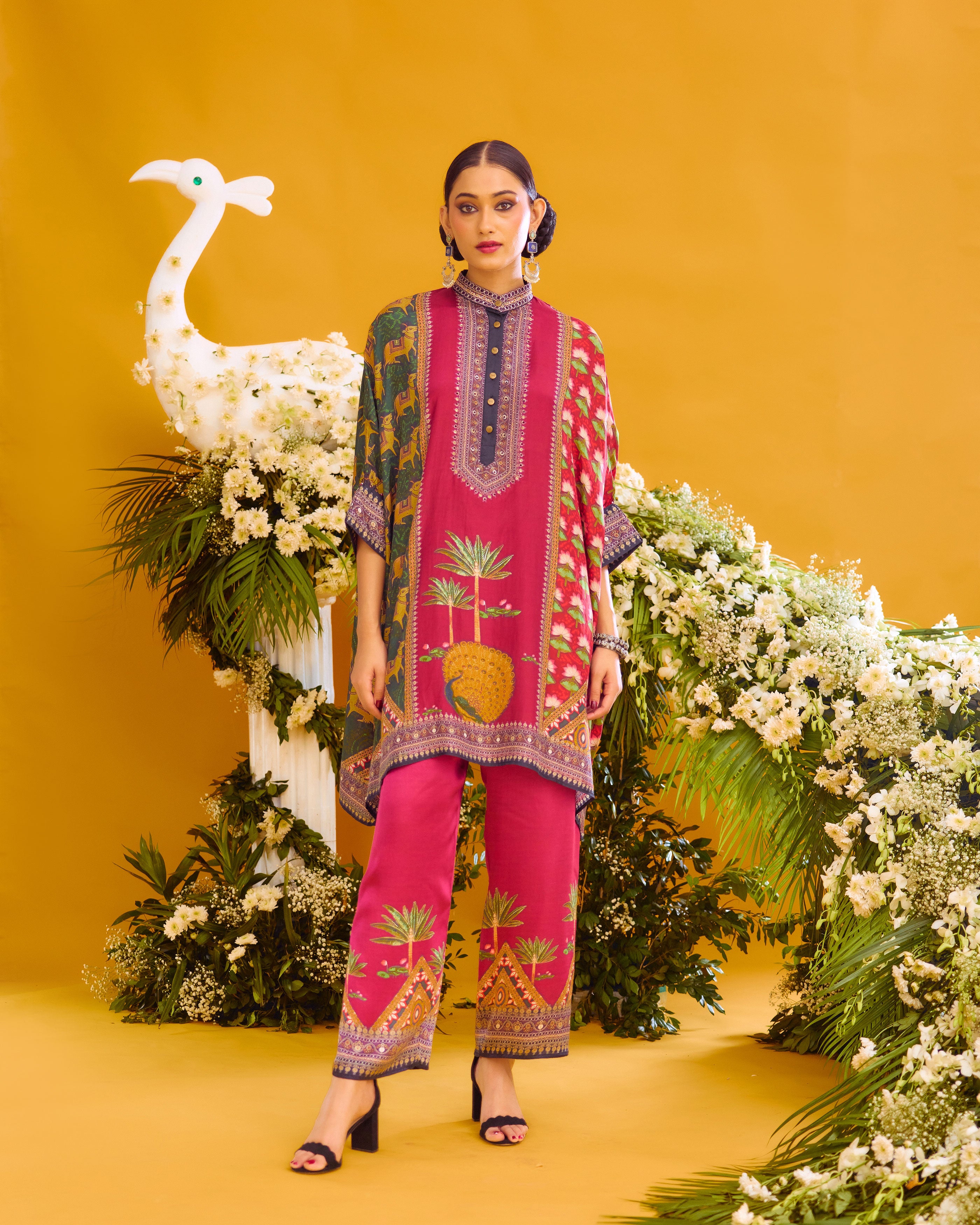 Baati : Chanel 36" - Multi