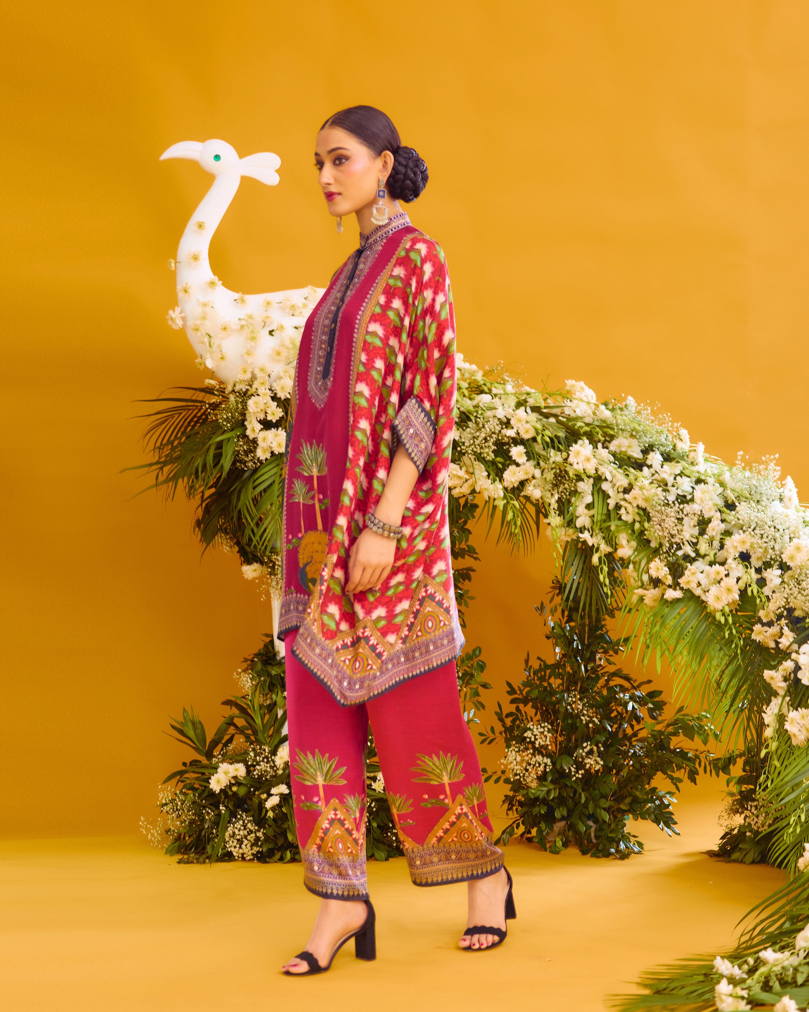 Baati : Chanel 36" - Multi
