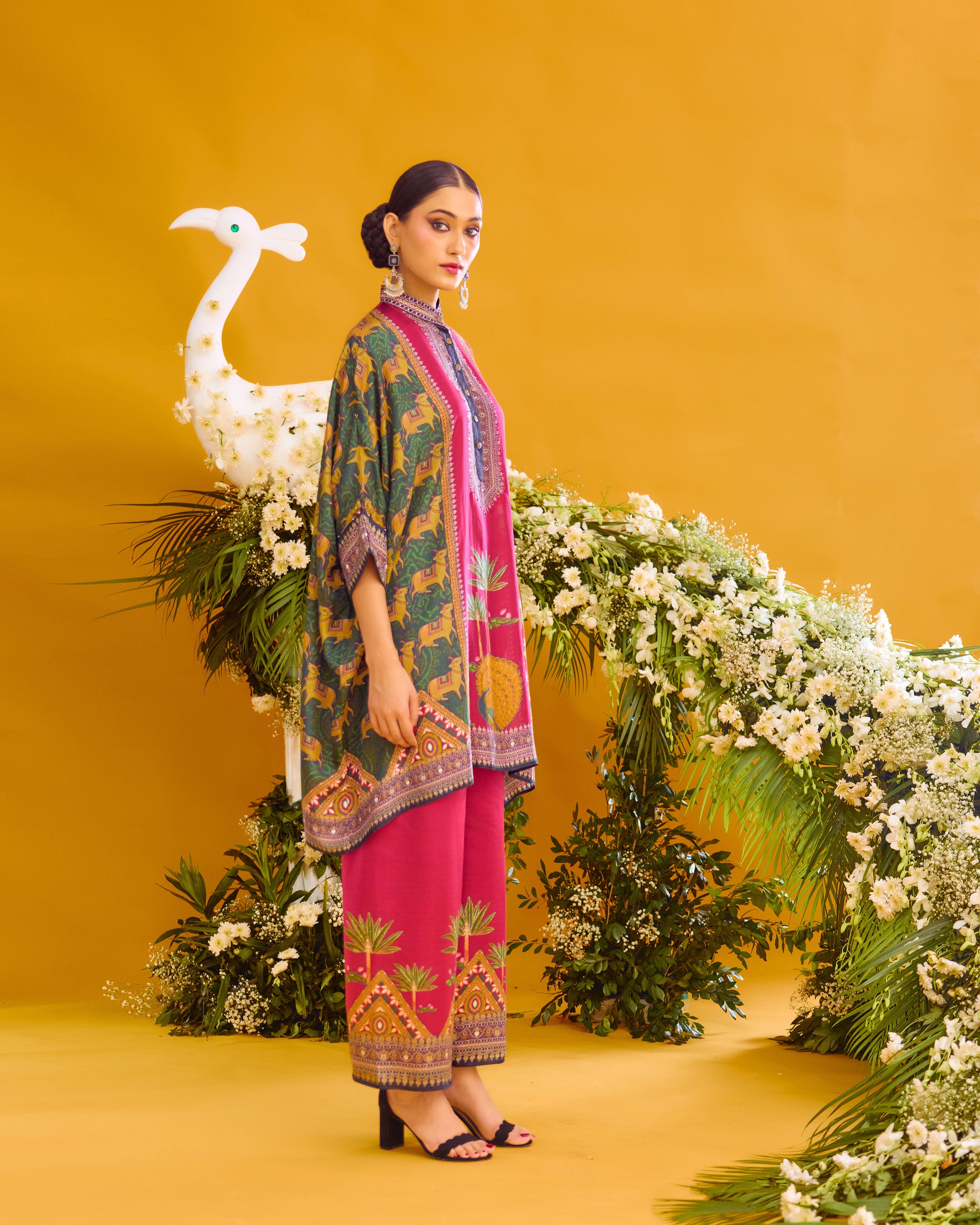 Baati : Chanel 36" - Multi