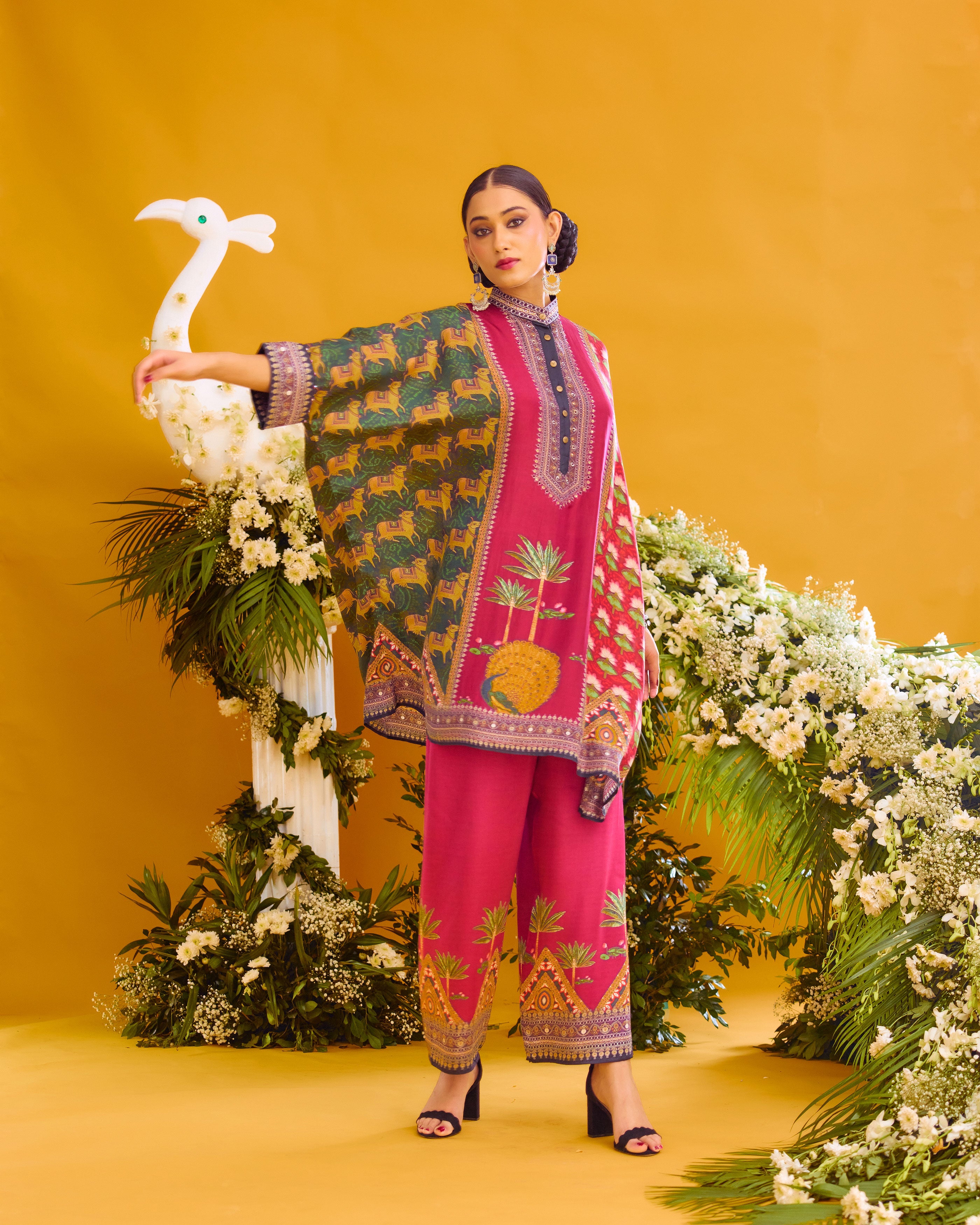 Baati : Chanel 36" - Multi