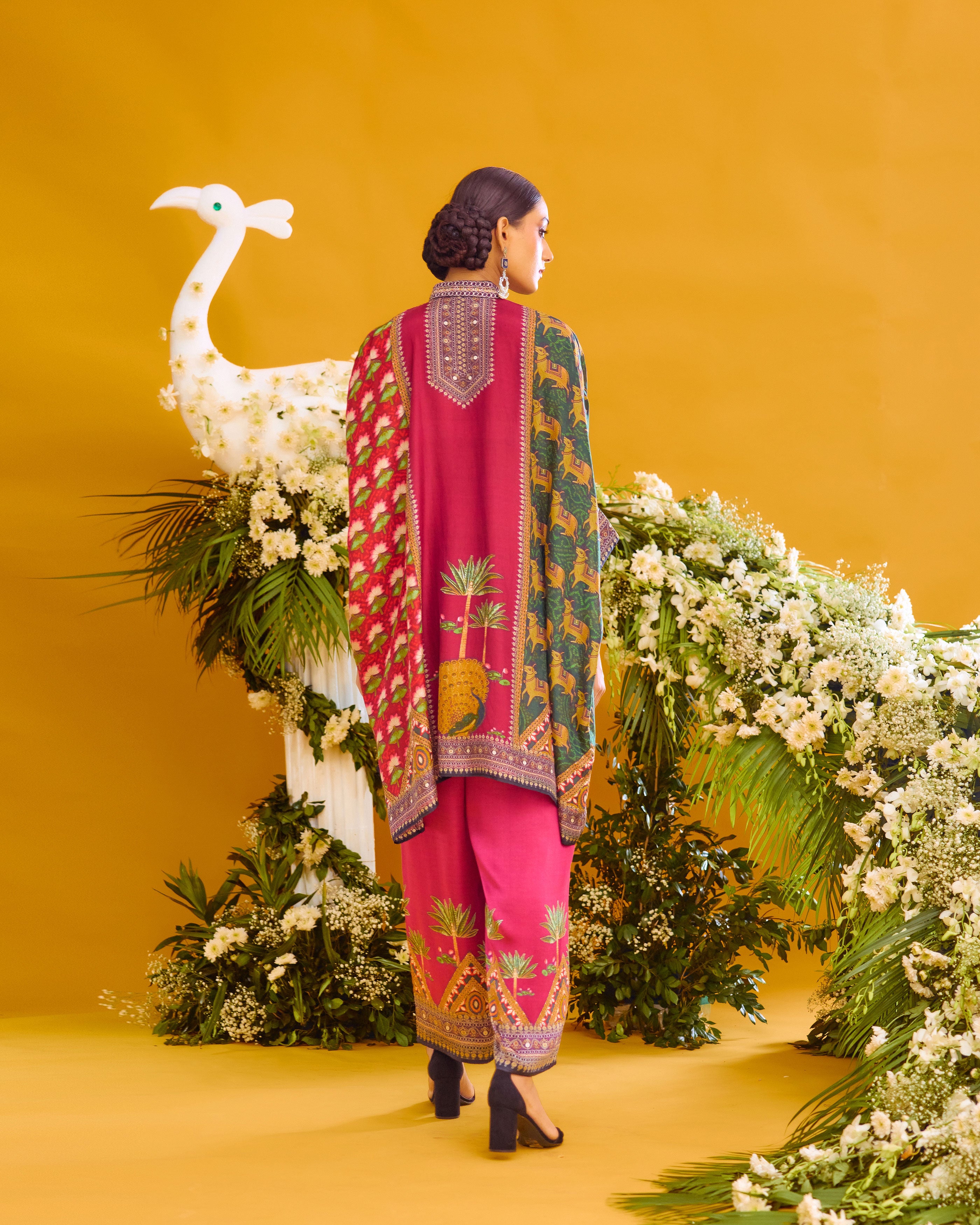 Baati : Chanel 36" - Multi