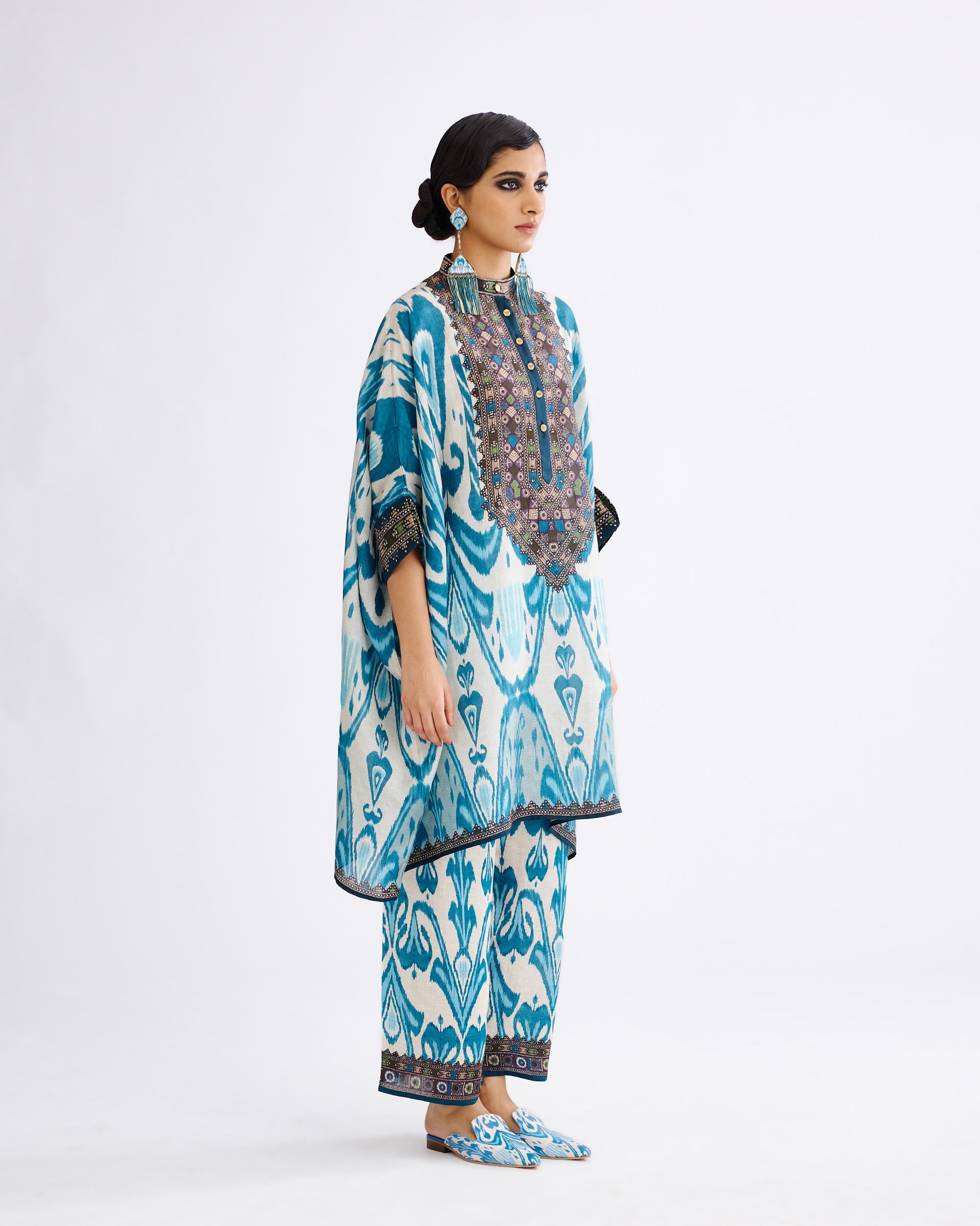 Marrakesh : Chanel 36" - Aqua