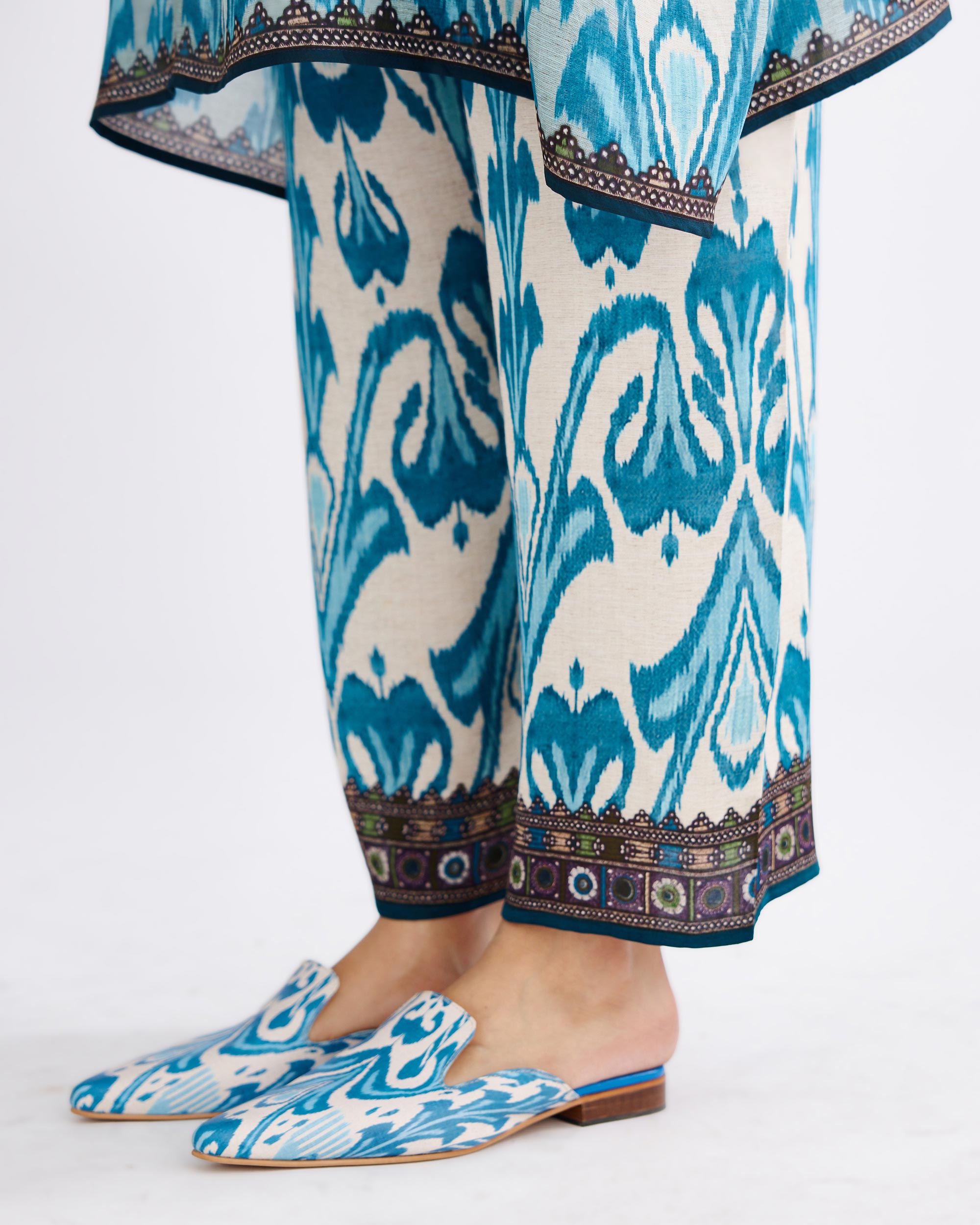 Marrakesh : Chanel 36" - Aqua