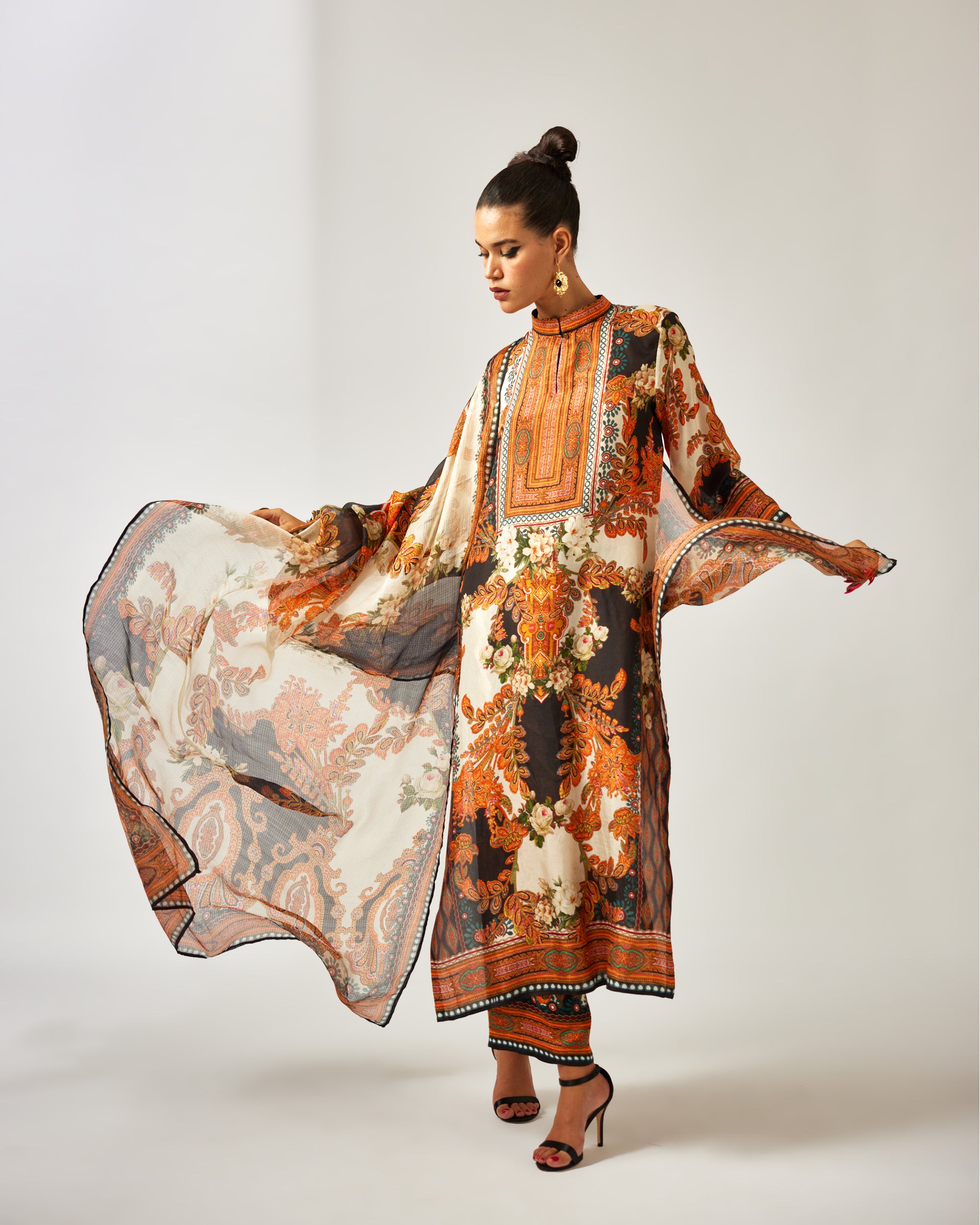 mon amour : Champa - Orange/Black
