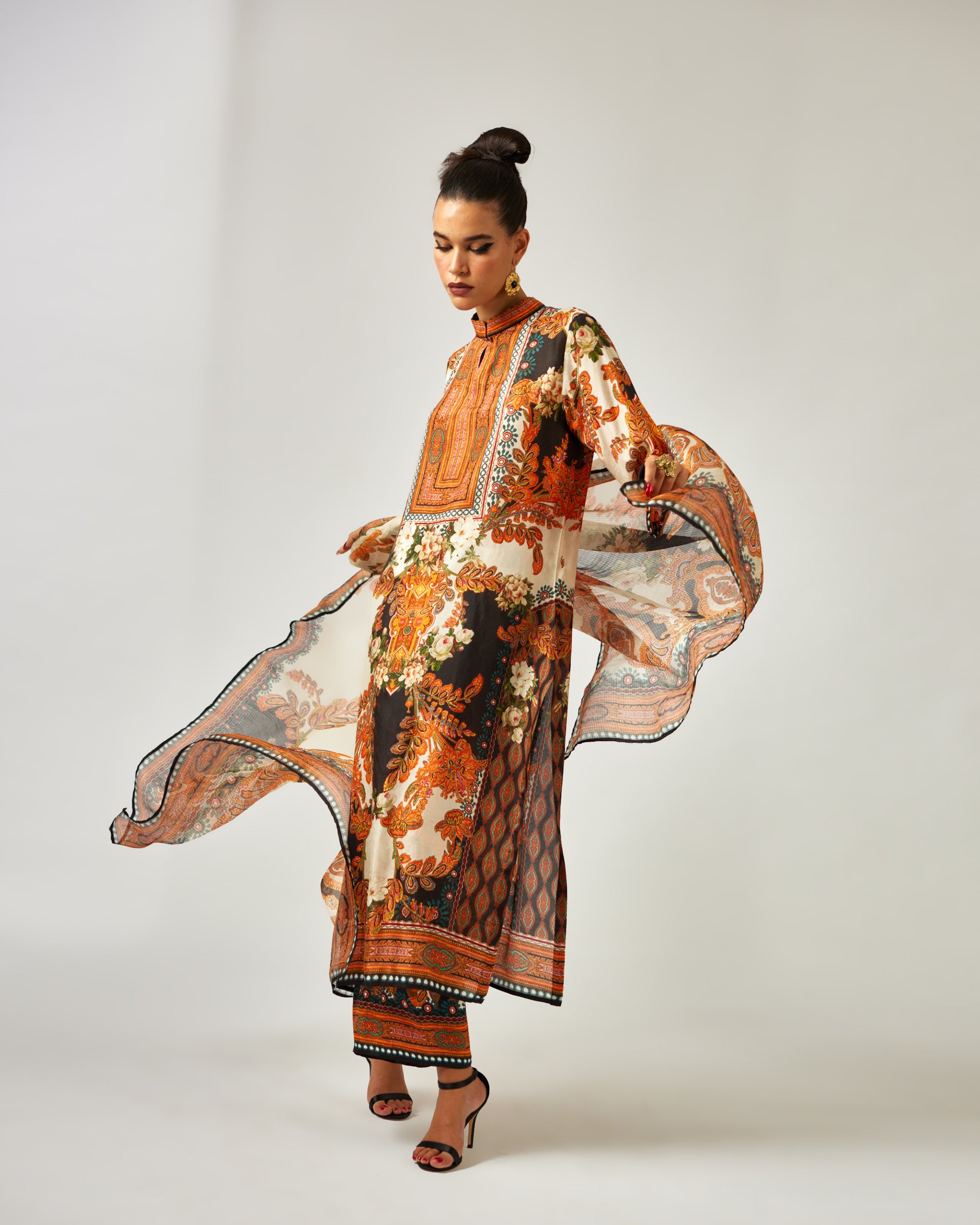 mon amour : Champa - Orange/Black