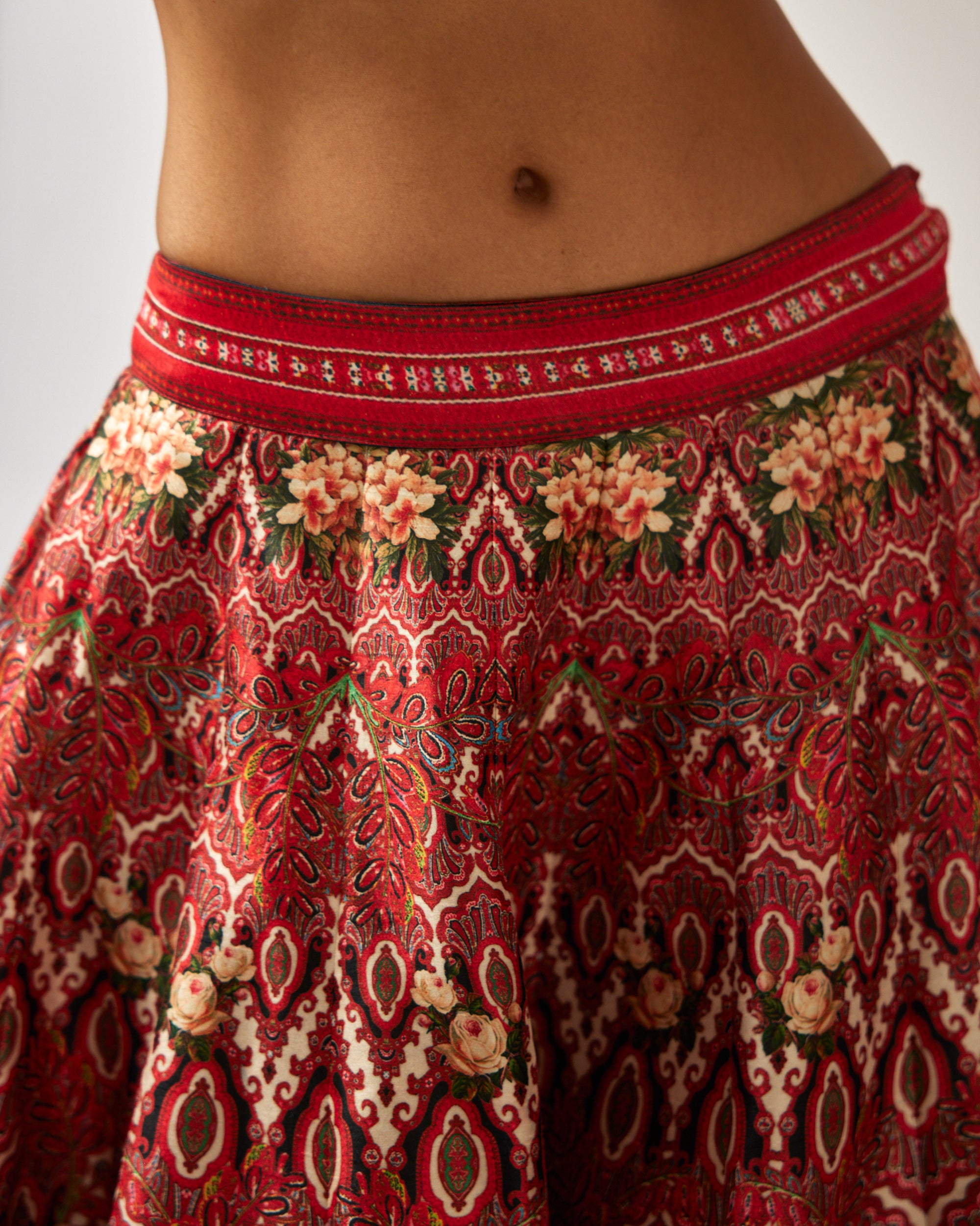 mon amour : Leela - Red/Ivory