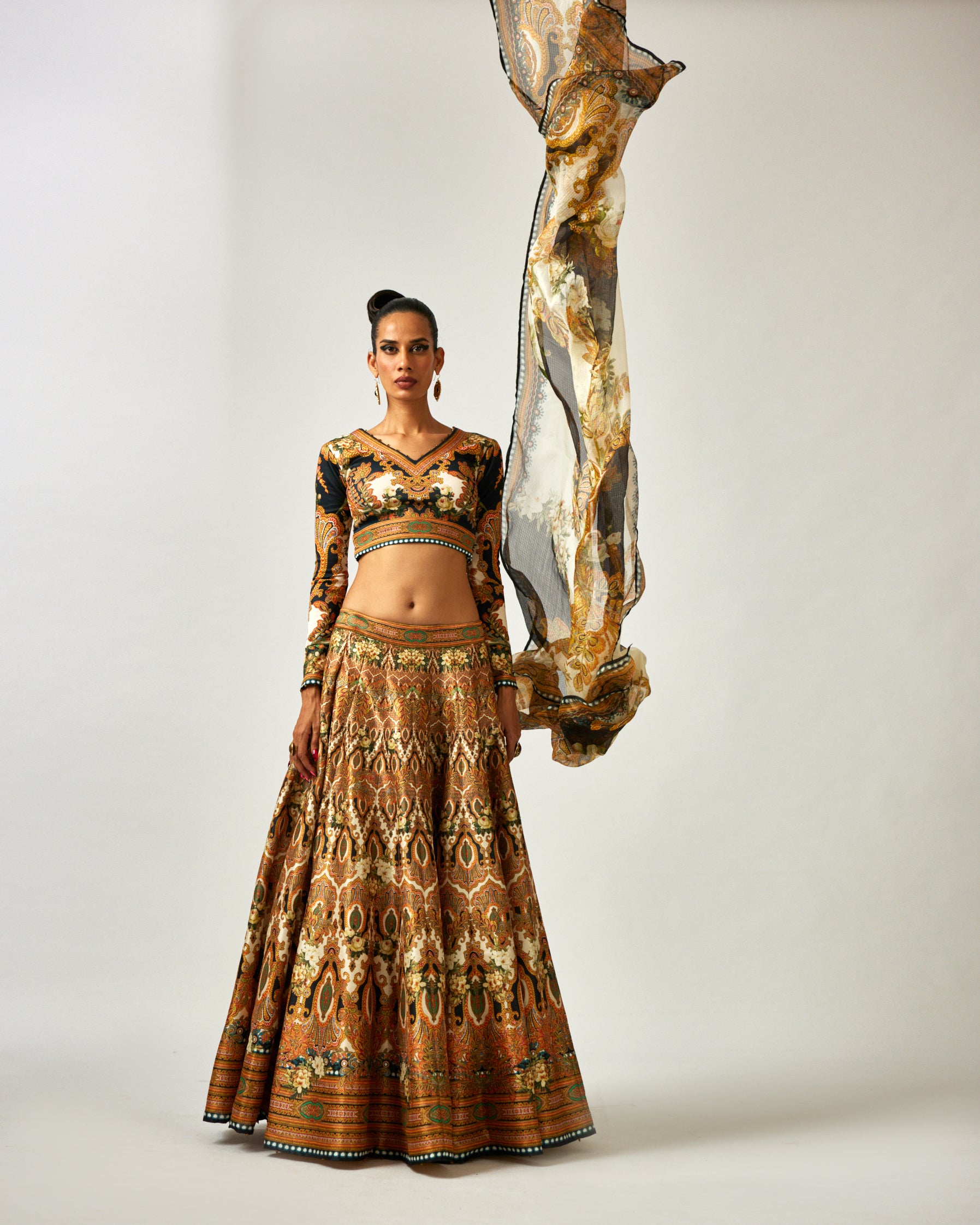 mon amour : Leela - Black/Gold
