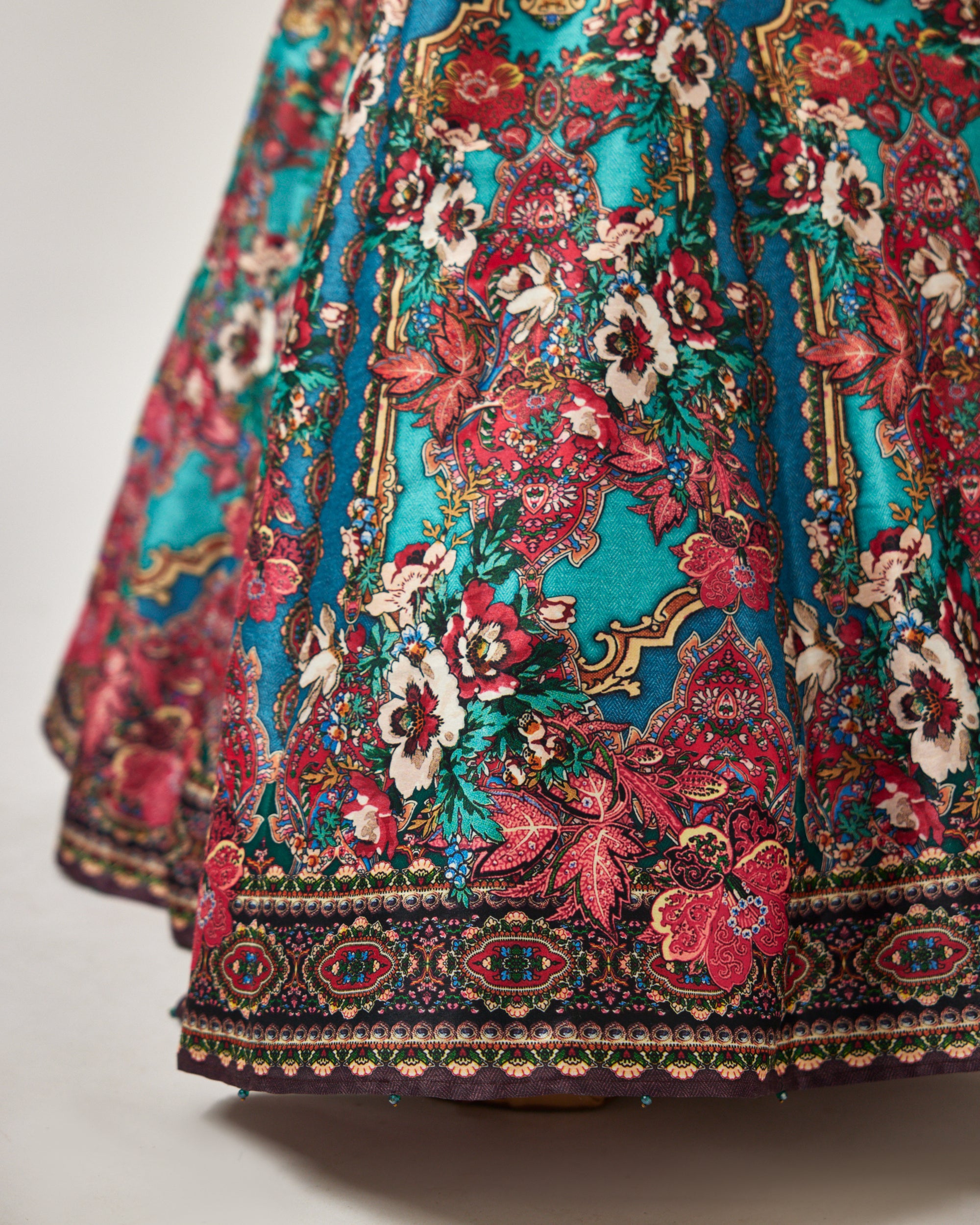 mon amour : Suvidhi Leela - Blue