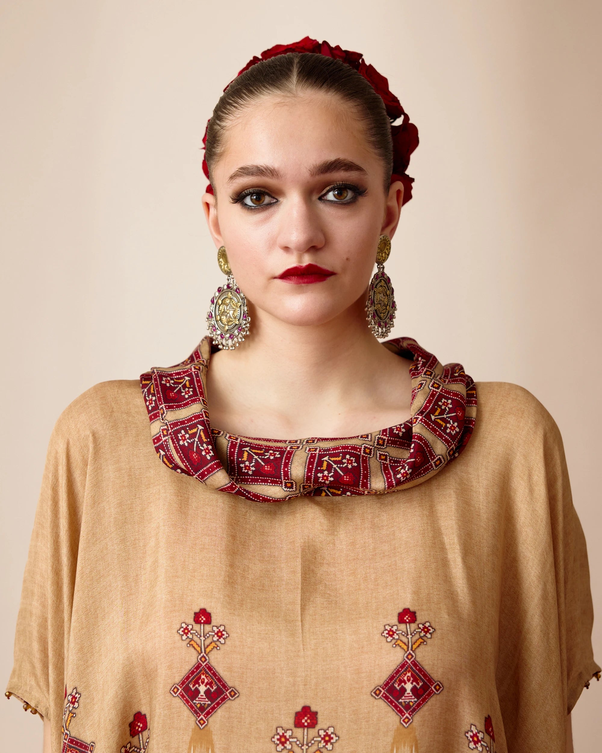 PATOLA : Lavanya