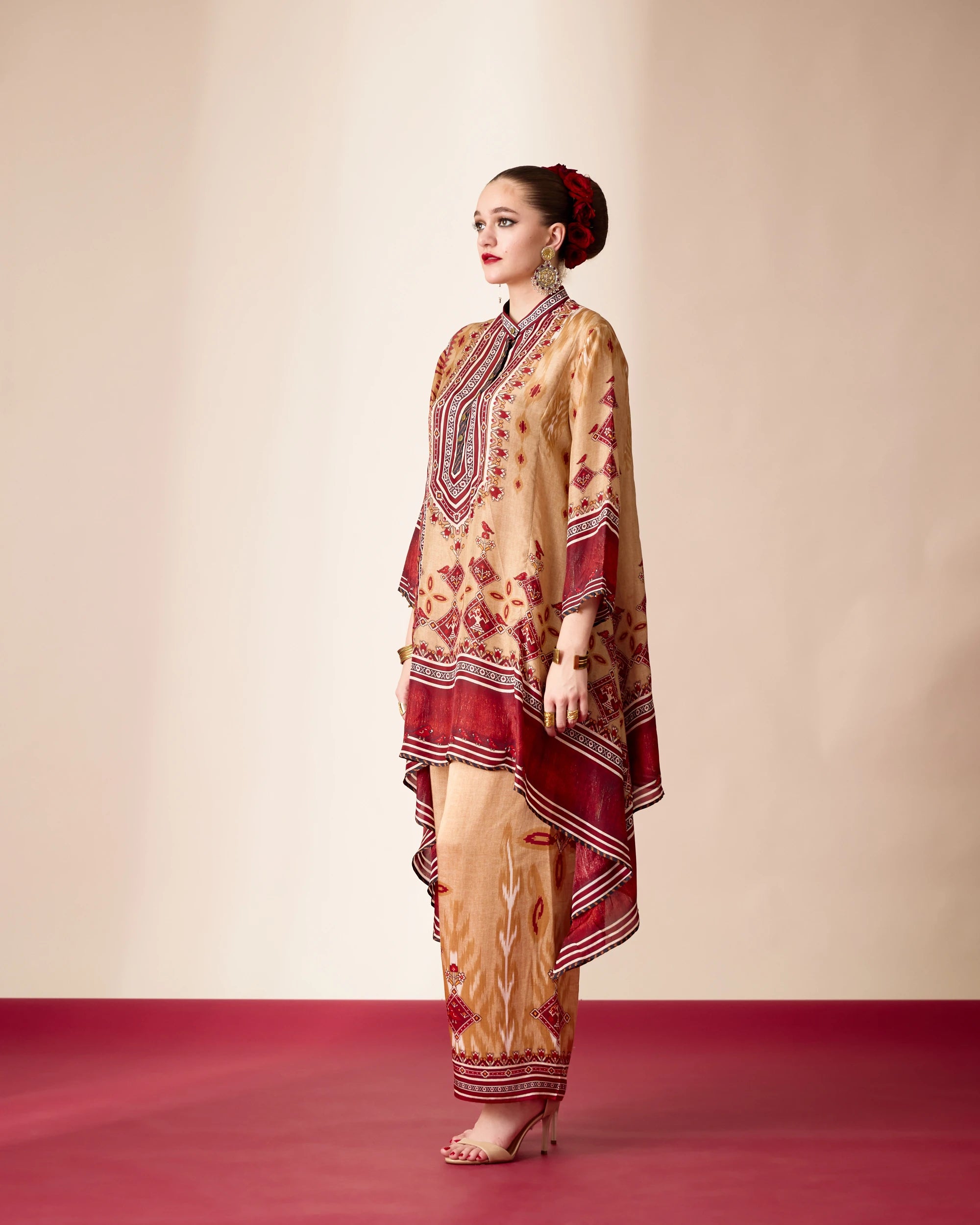 PATOLA : Navya