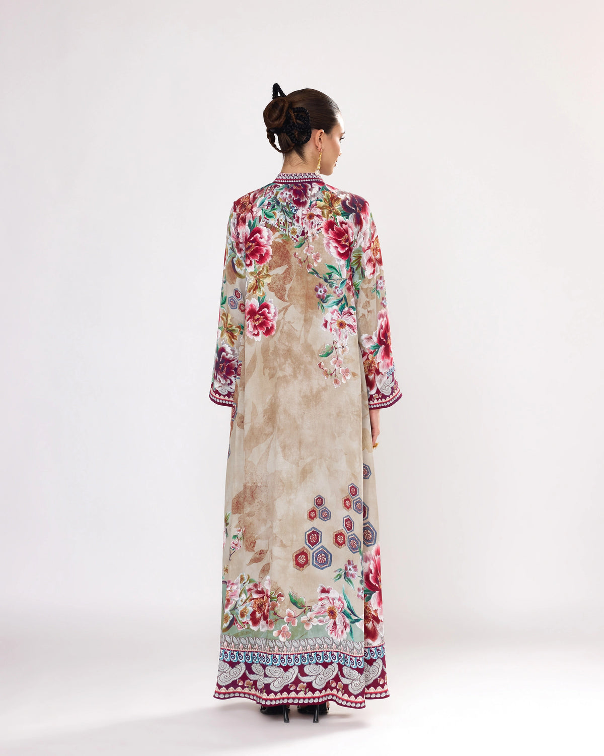 IKEBANA : Navya