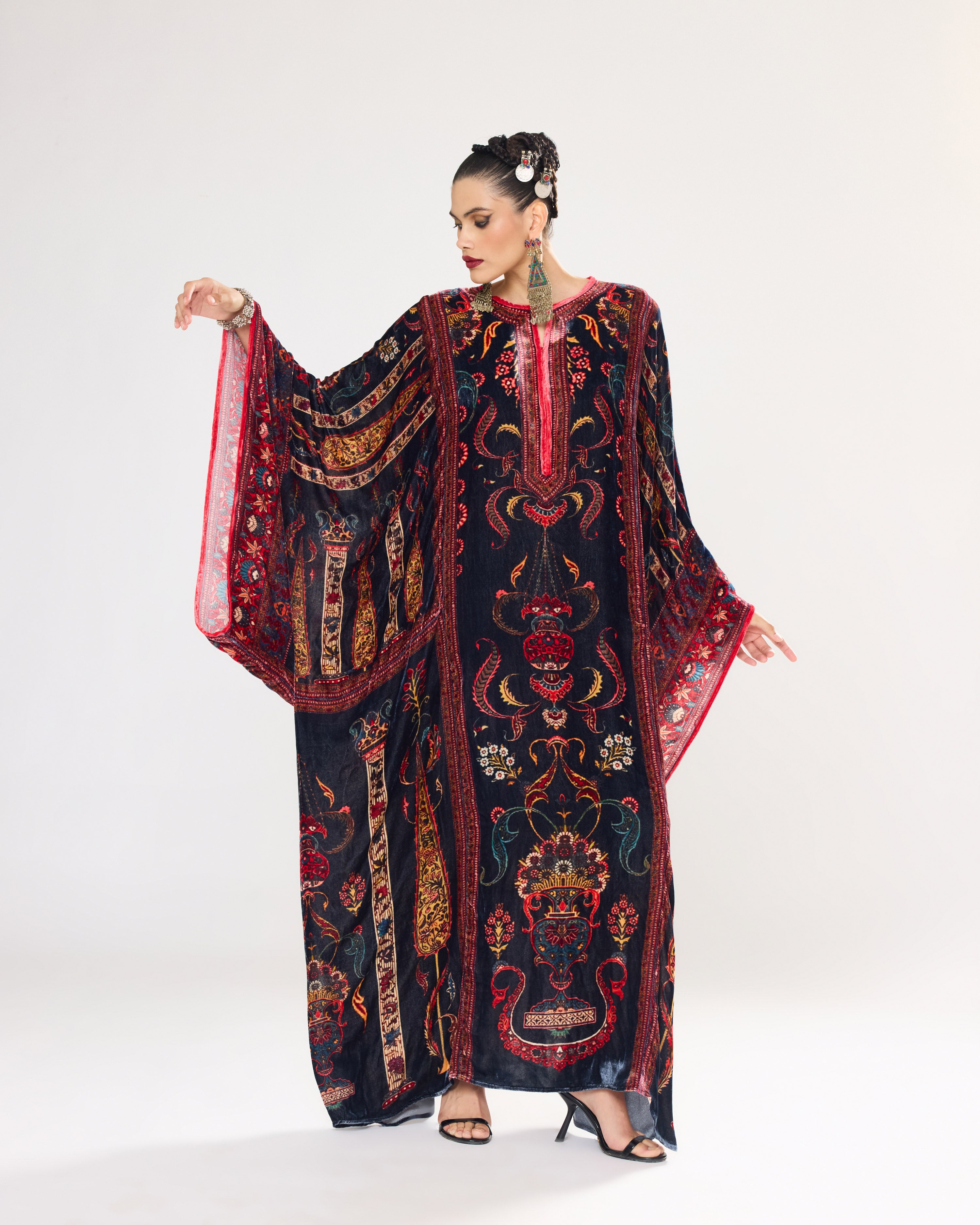 Arabian Nights : Beatrice - Black/Red